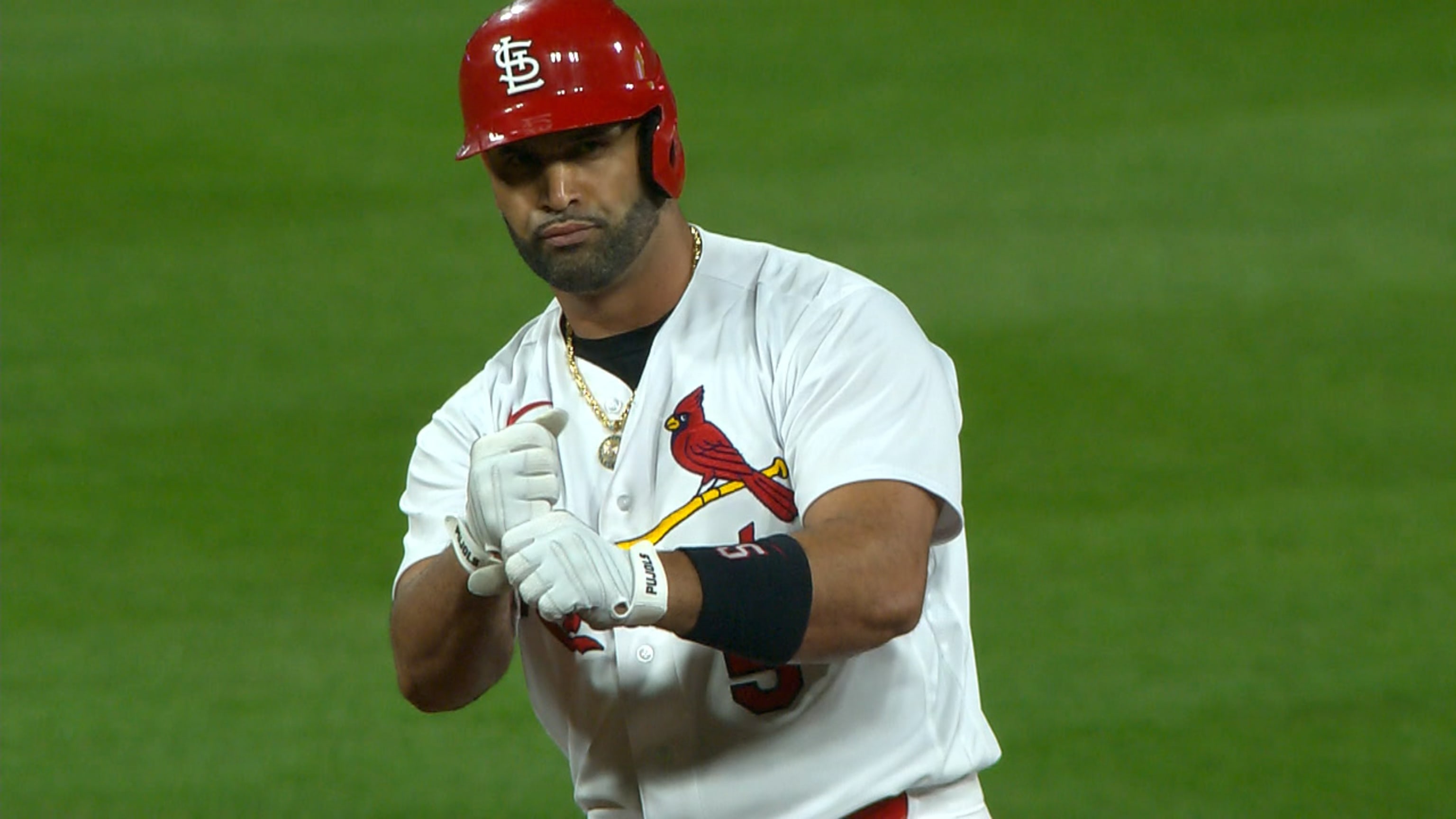 Doblete impulsor de Albert Pujols