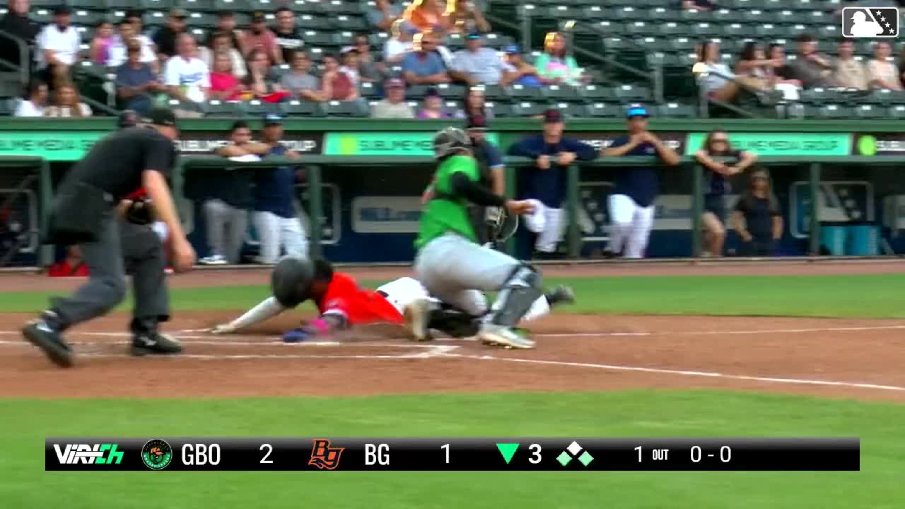 Chandler Simpson steals home