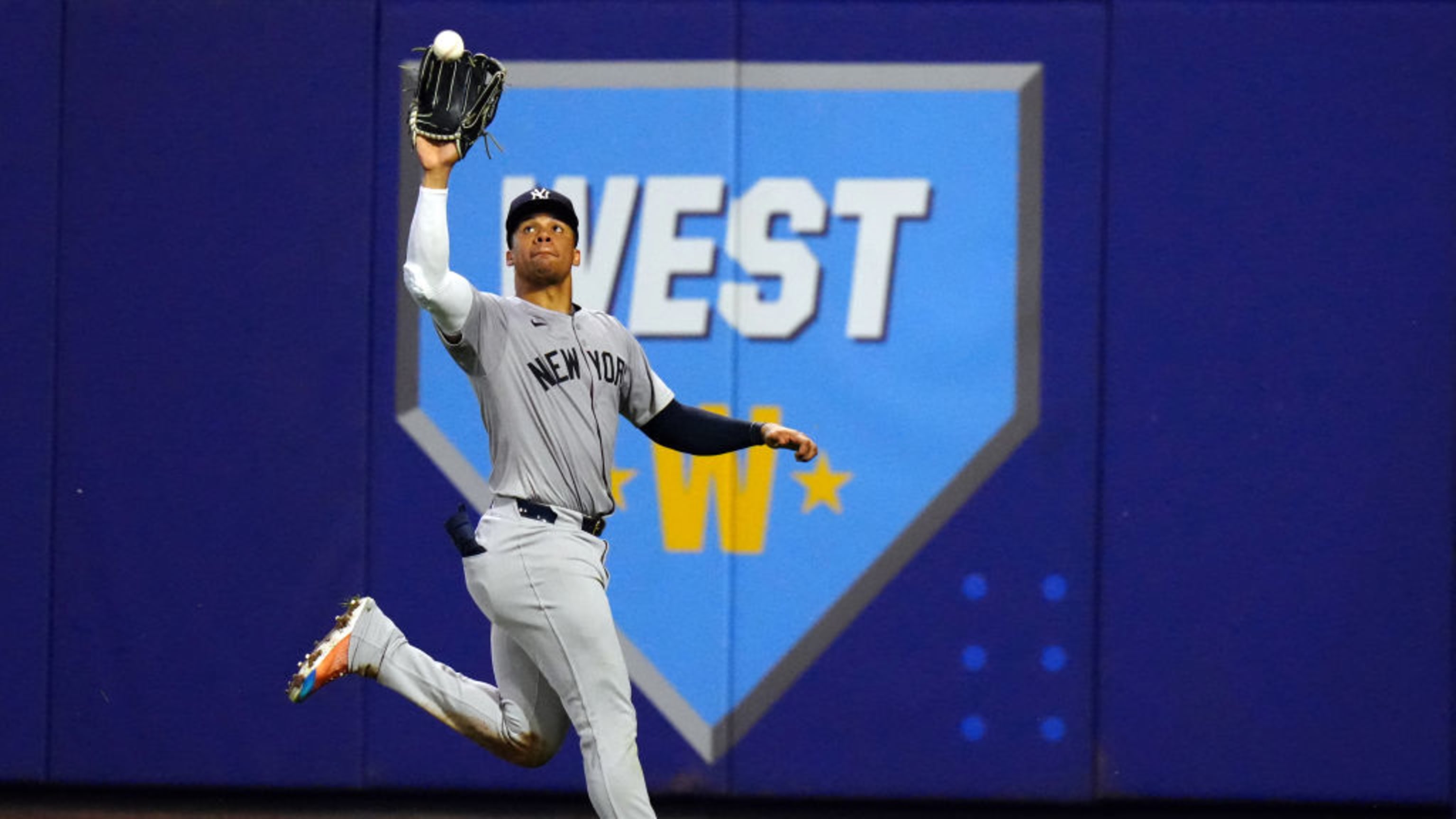 2024 All-MLB 1st Team: Juan Soto