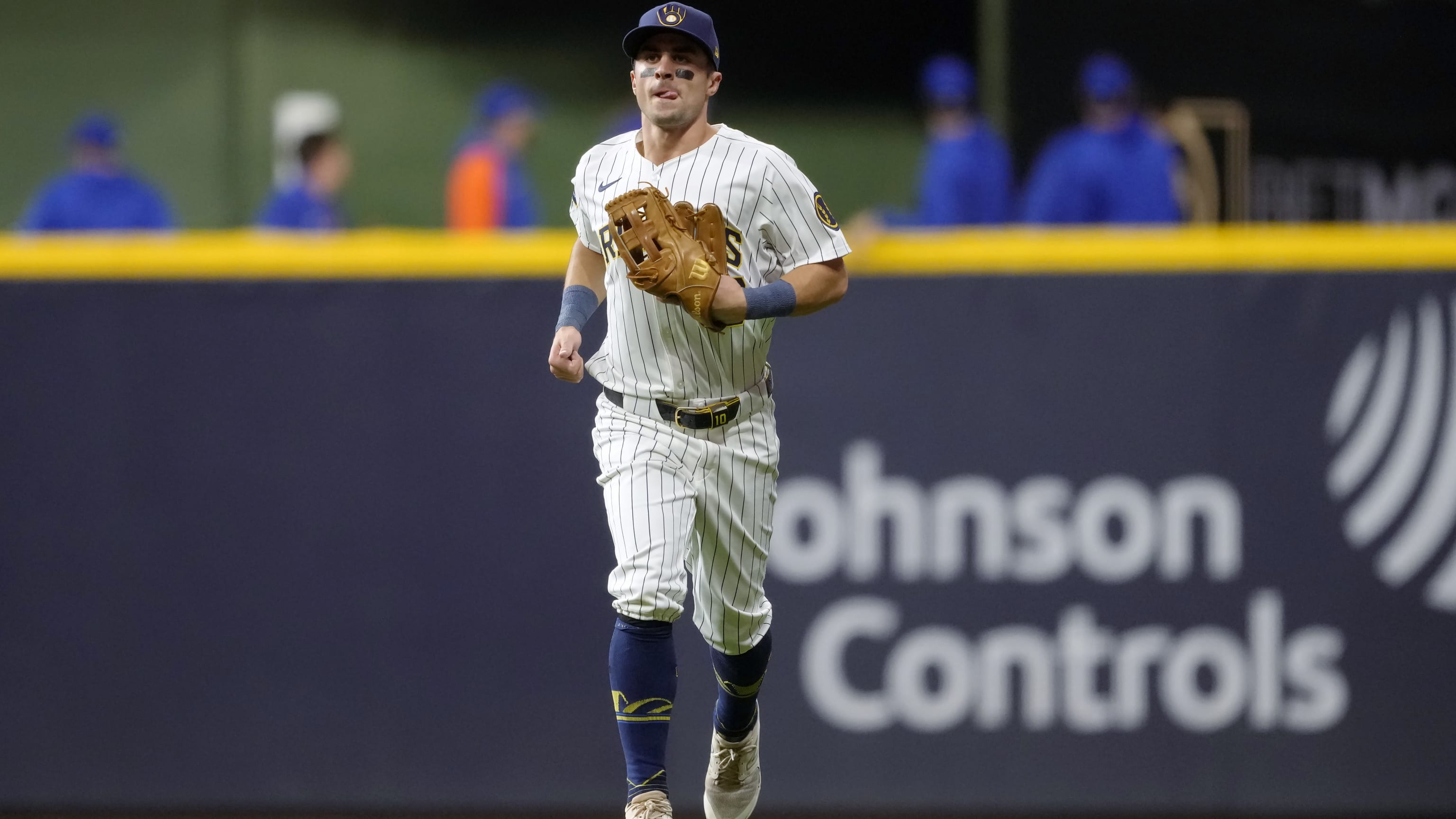 Sal Frelick wins Gold Glove Award