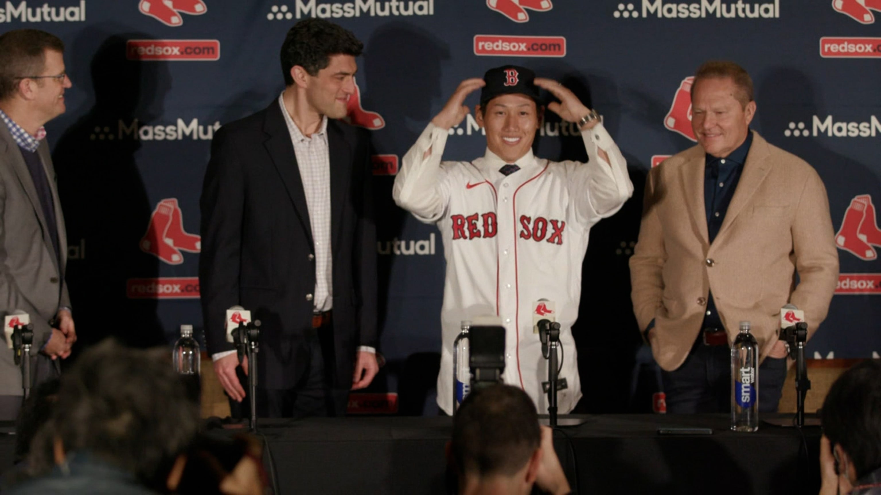 Red Sox introduce Yoshida