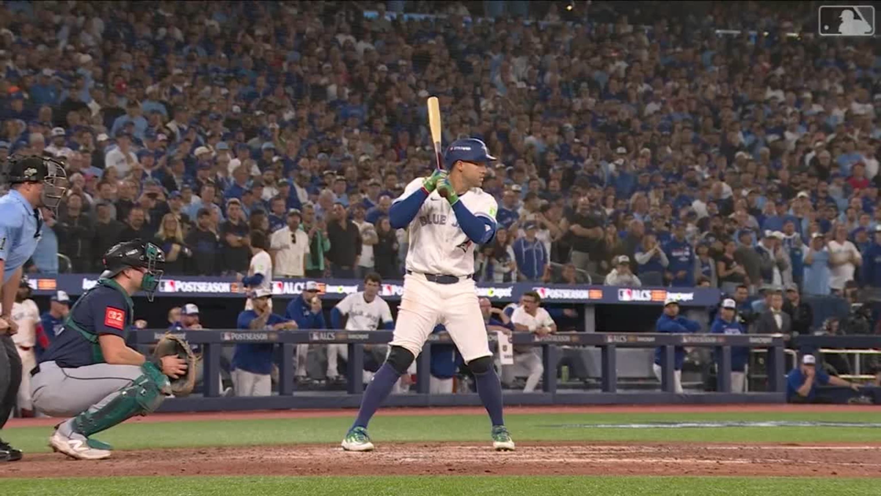 Springer pega HR de la ventaja de 3 carreras