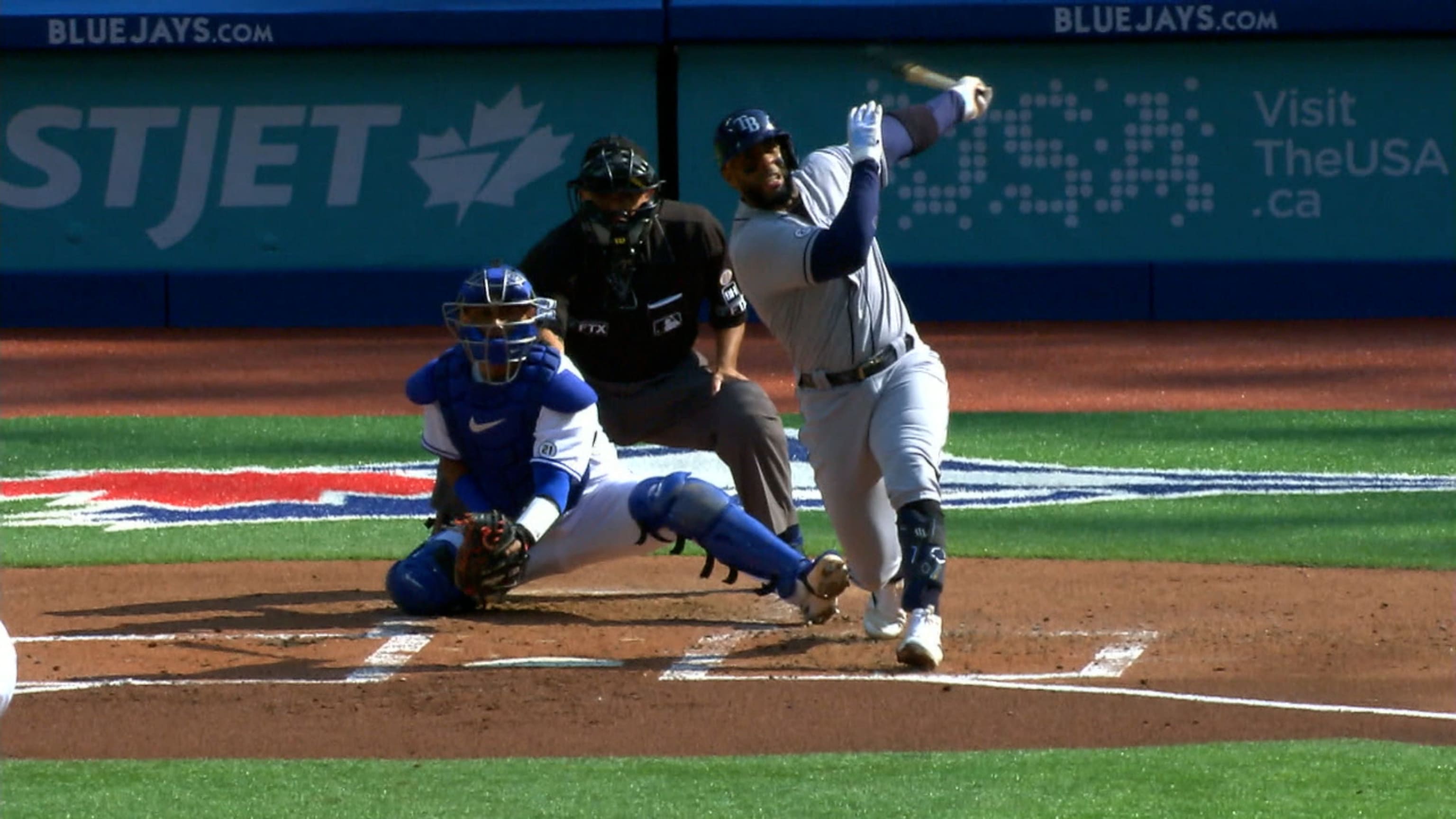 Díaz produce 3 con jonrón