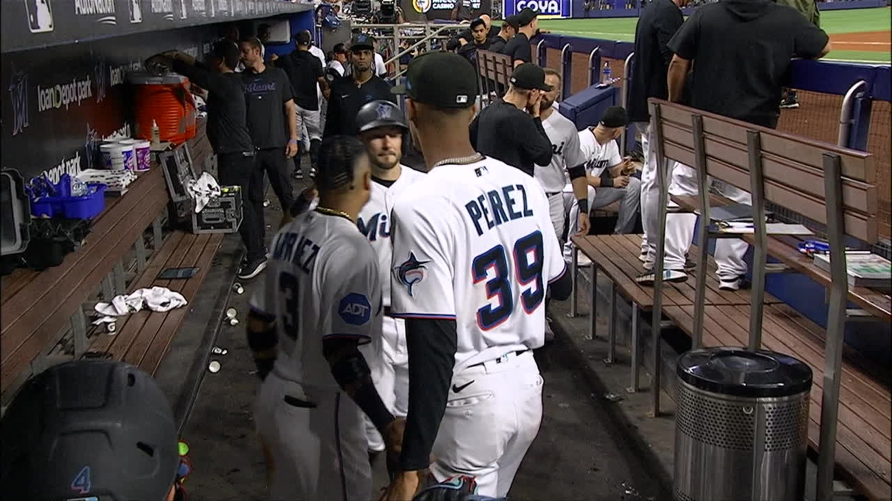 Eury Pérez poncha nueve