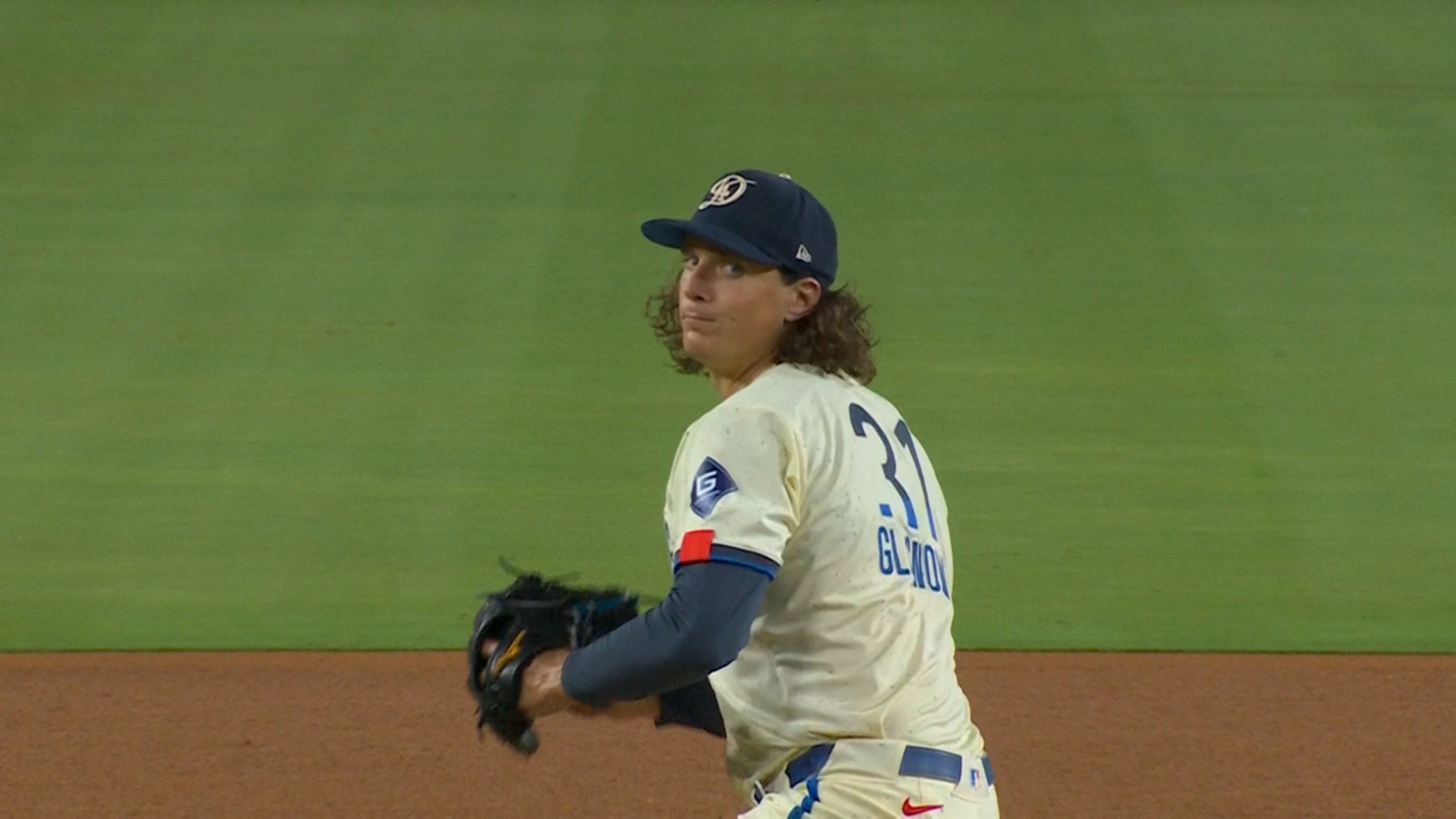 Tyler Glasnow strikes out seven in five frames