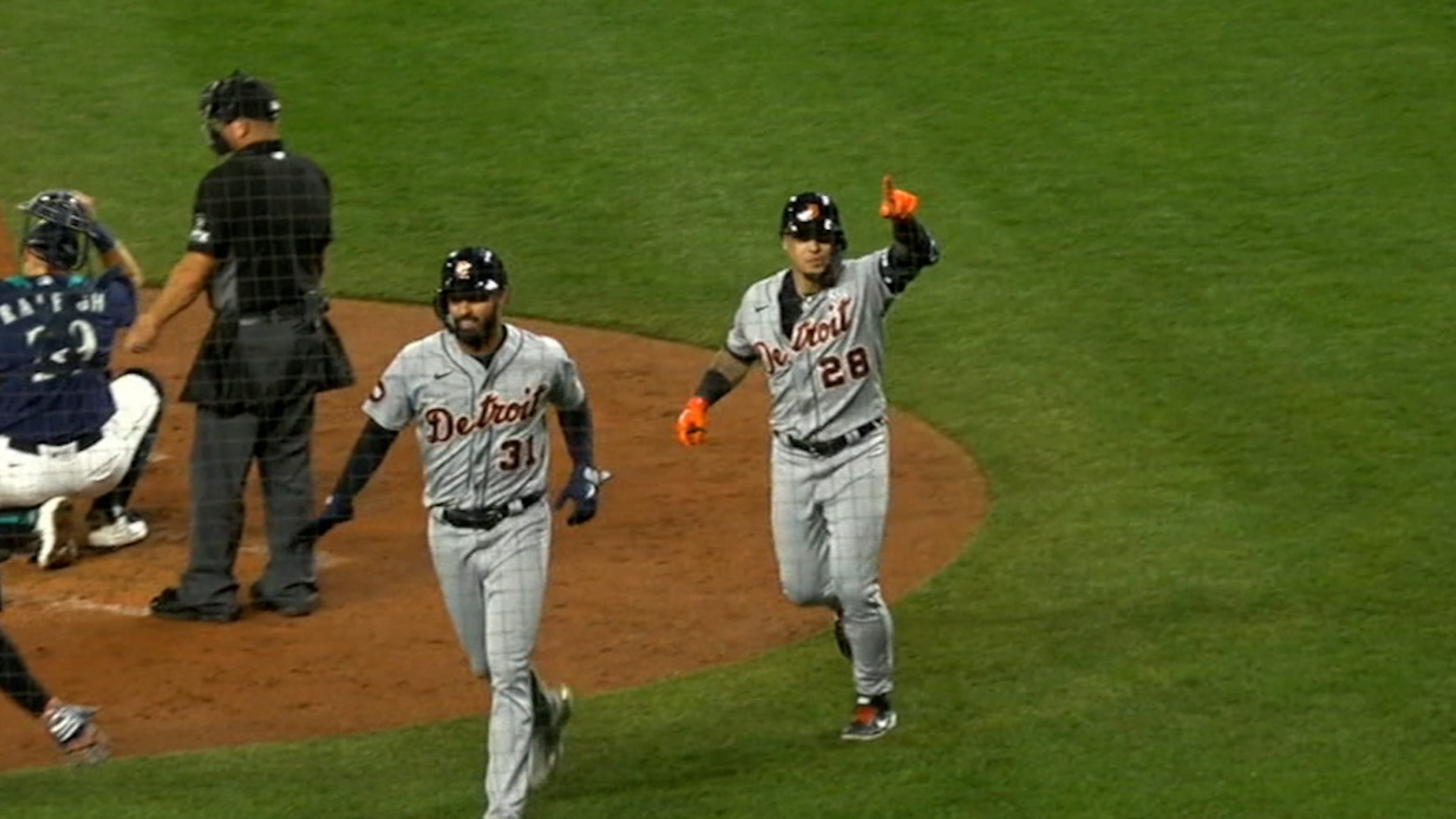 HR de 2 carreras de Javier Báez