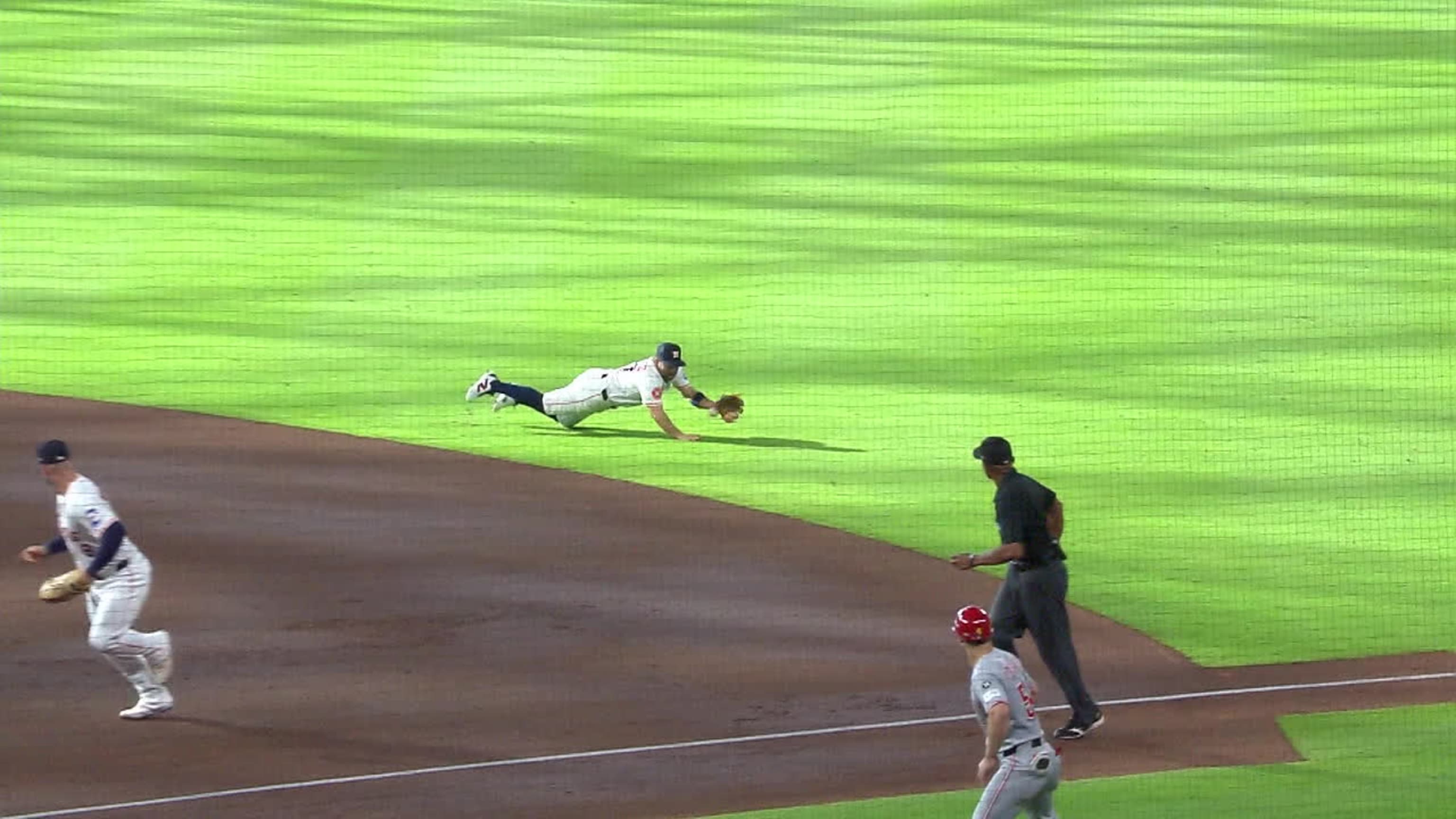 Jose Altuve's diving play