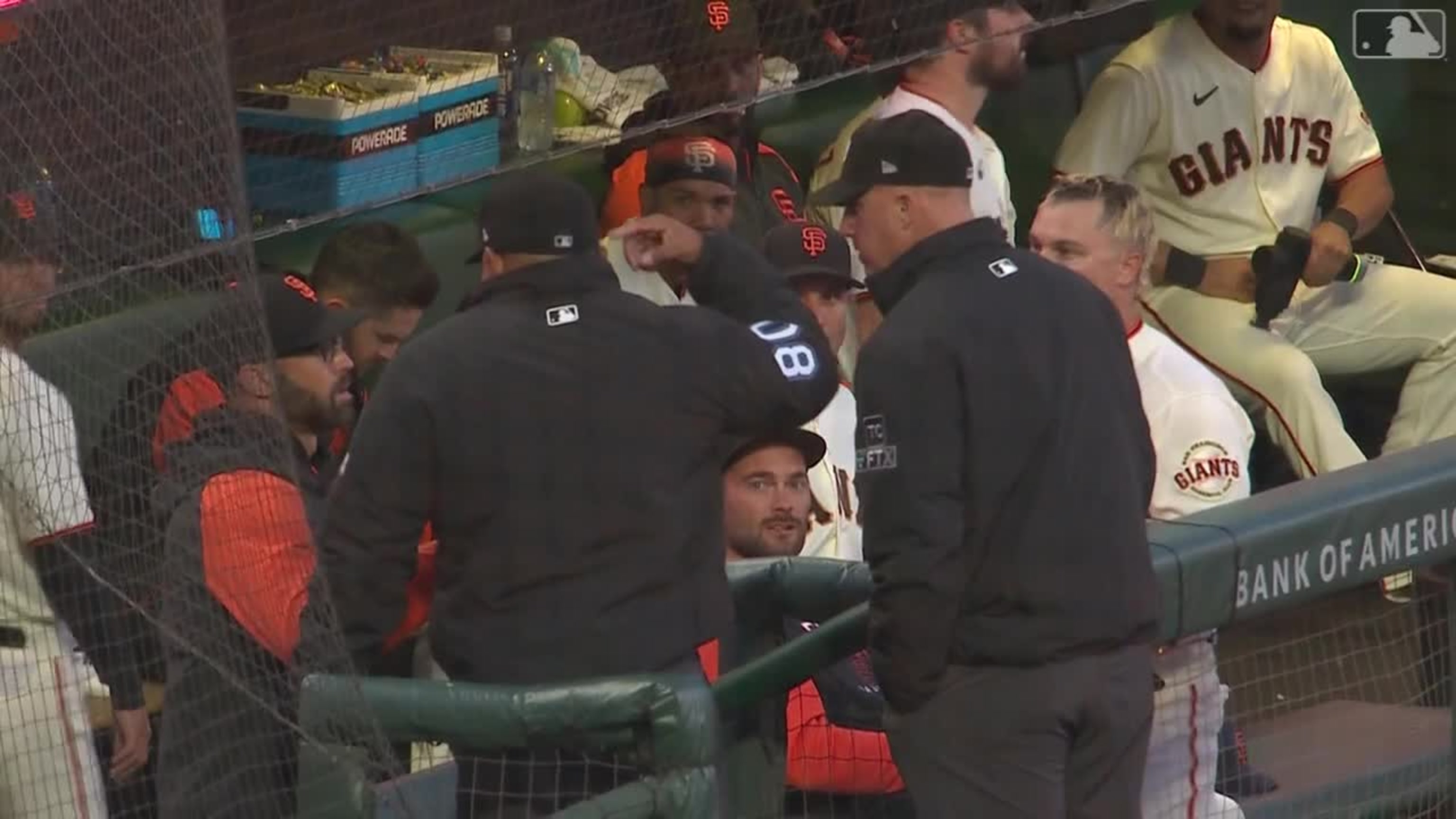 Giants-Padres delayed due to Oracle Park stadium lights malfunction – KNBR