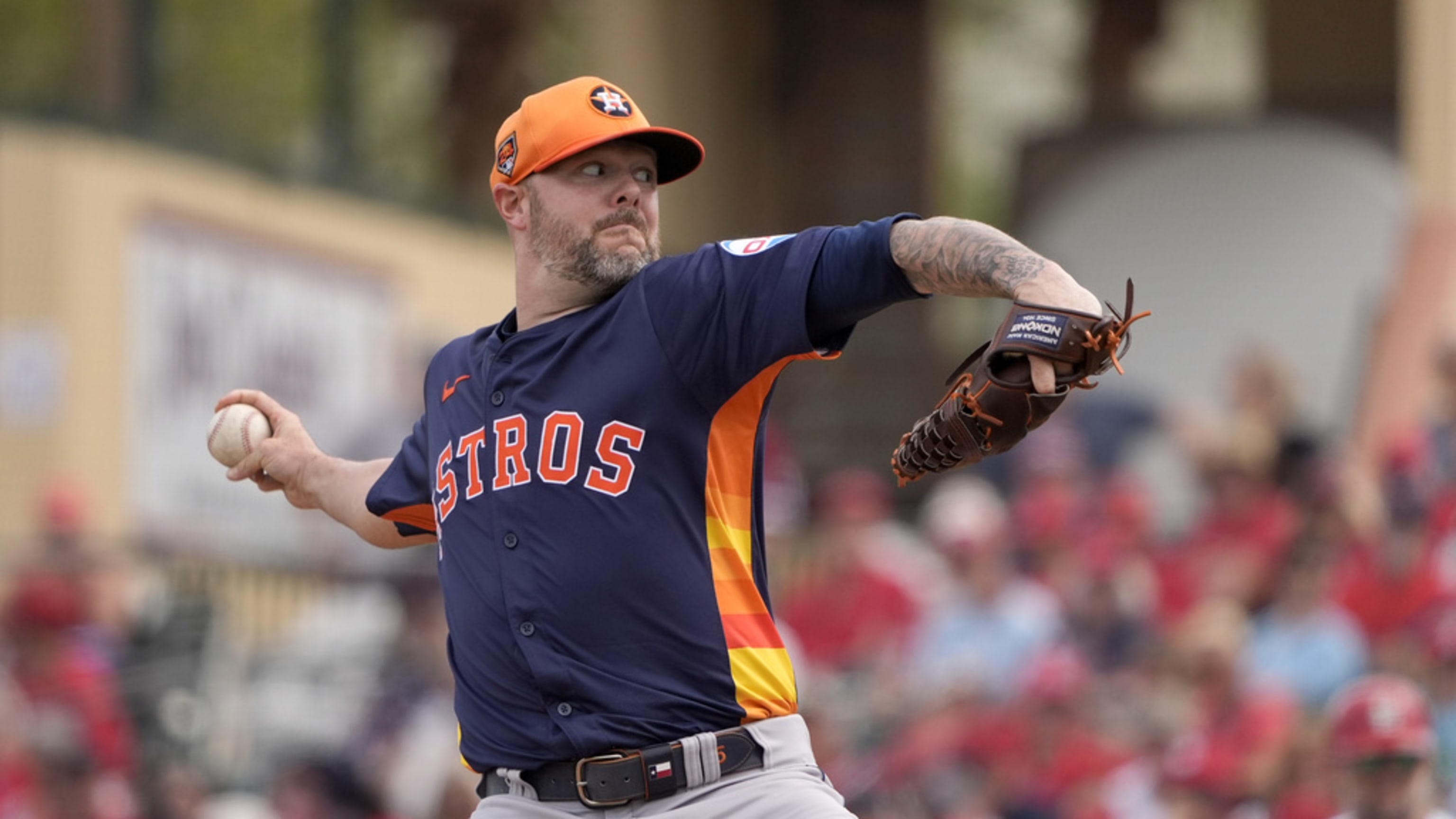 Ryan Pressly strikes out two Cardinals