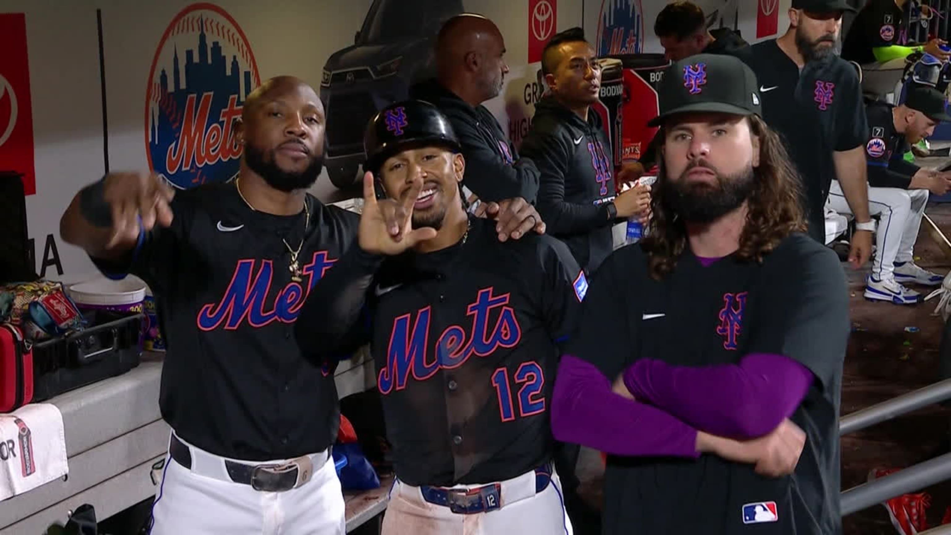 Francisco Lindor pega 3 hits y 2 jonrones
