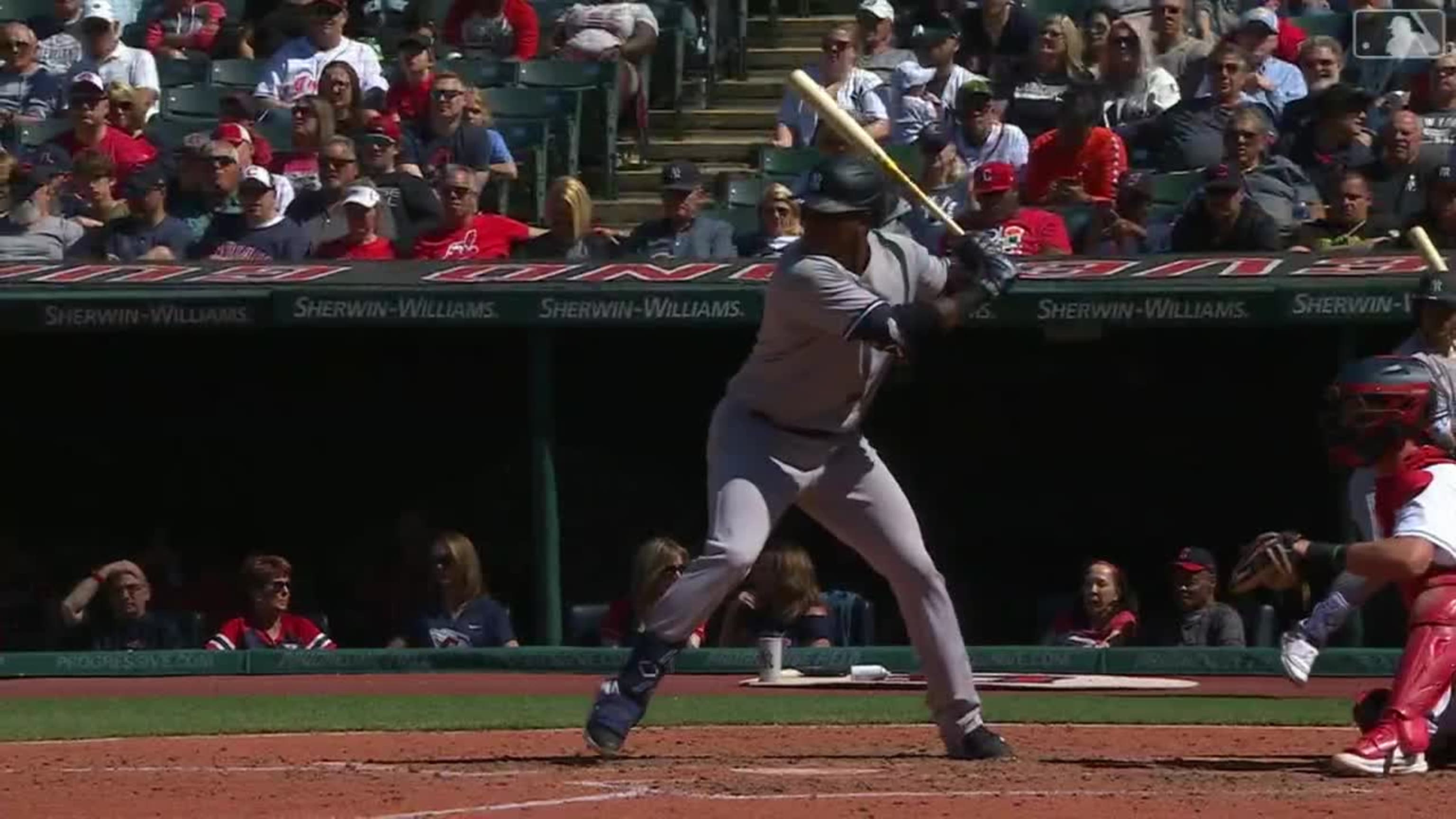 Cordero empata juego con HR