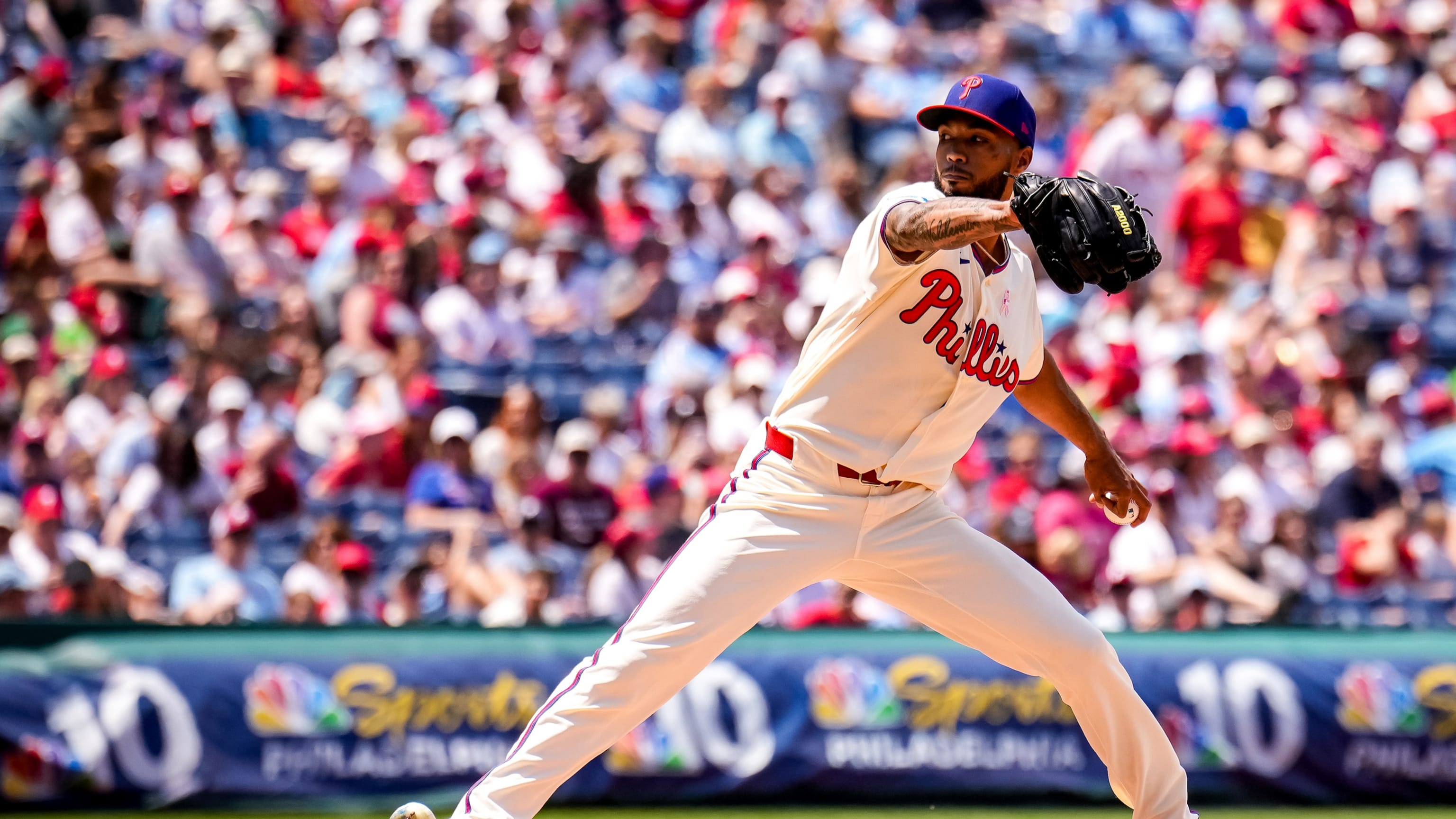 Cristopher Sánchez is named the NL Player of the Week