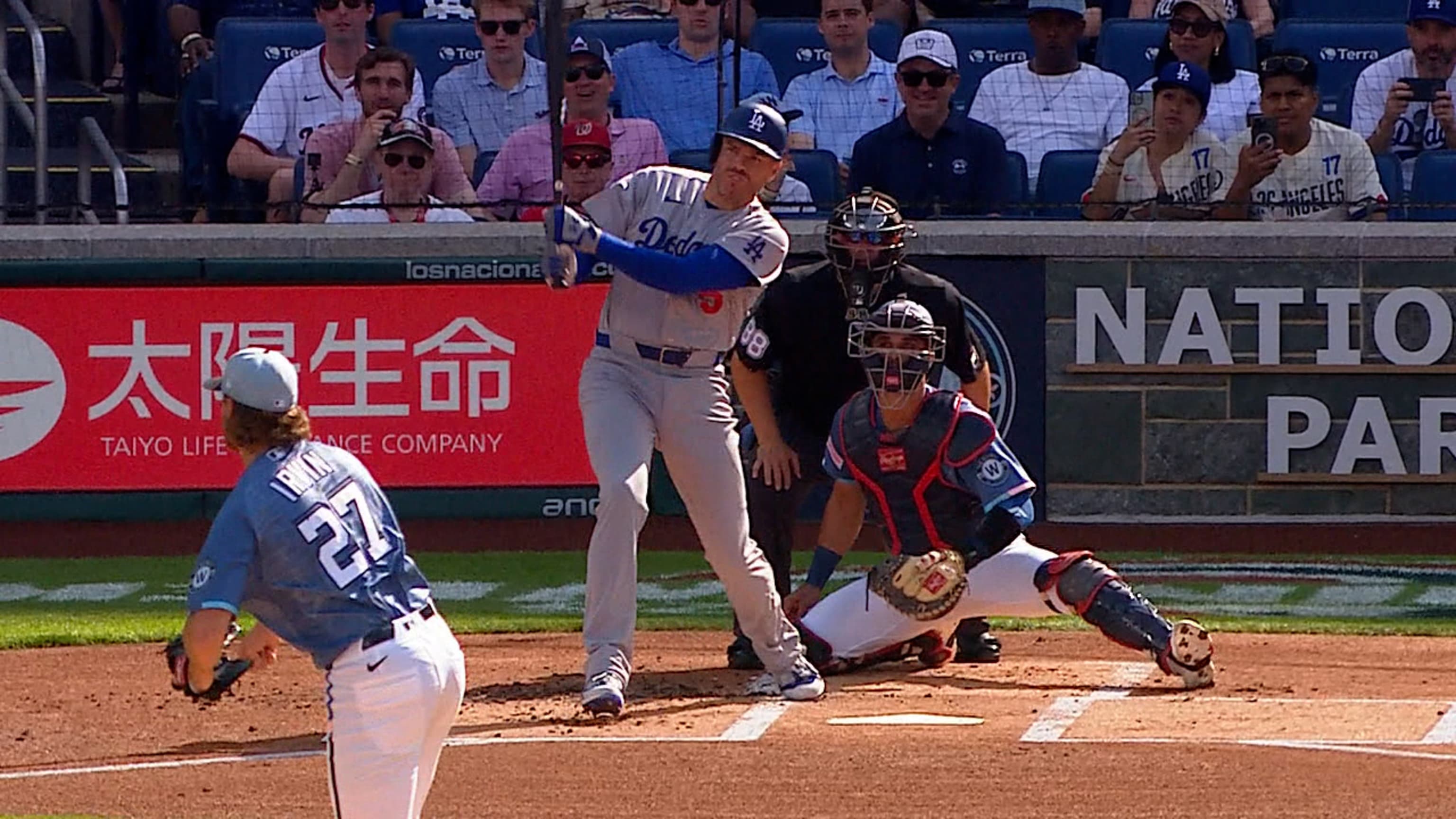 Doble de 2 carreras Freddie Freeman