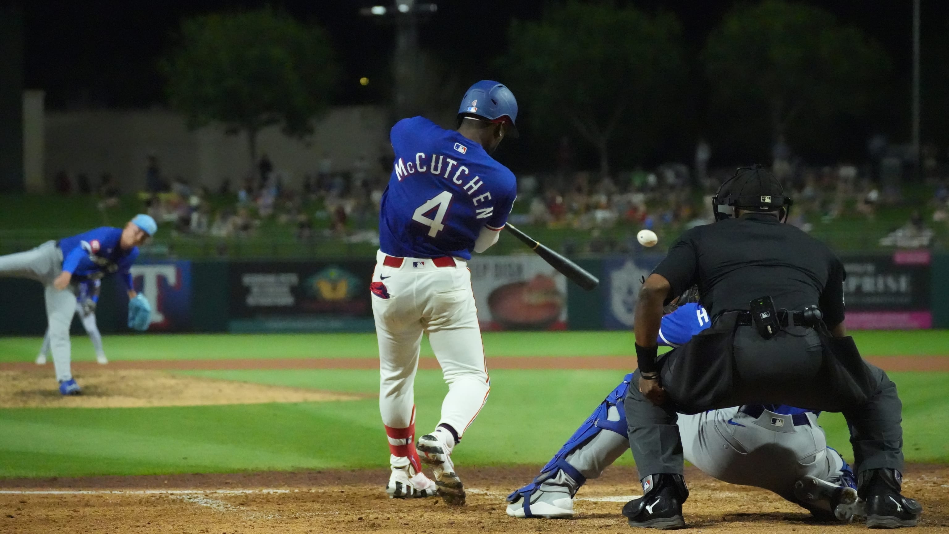 Andrew McCutchen makes Rangers