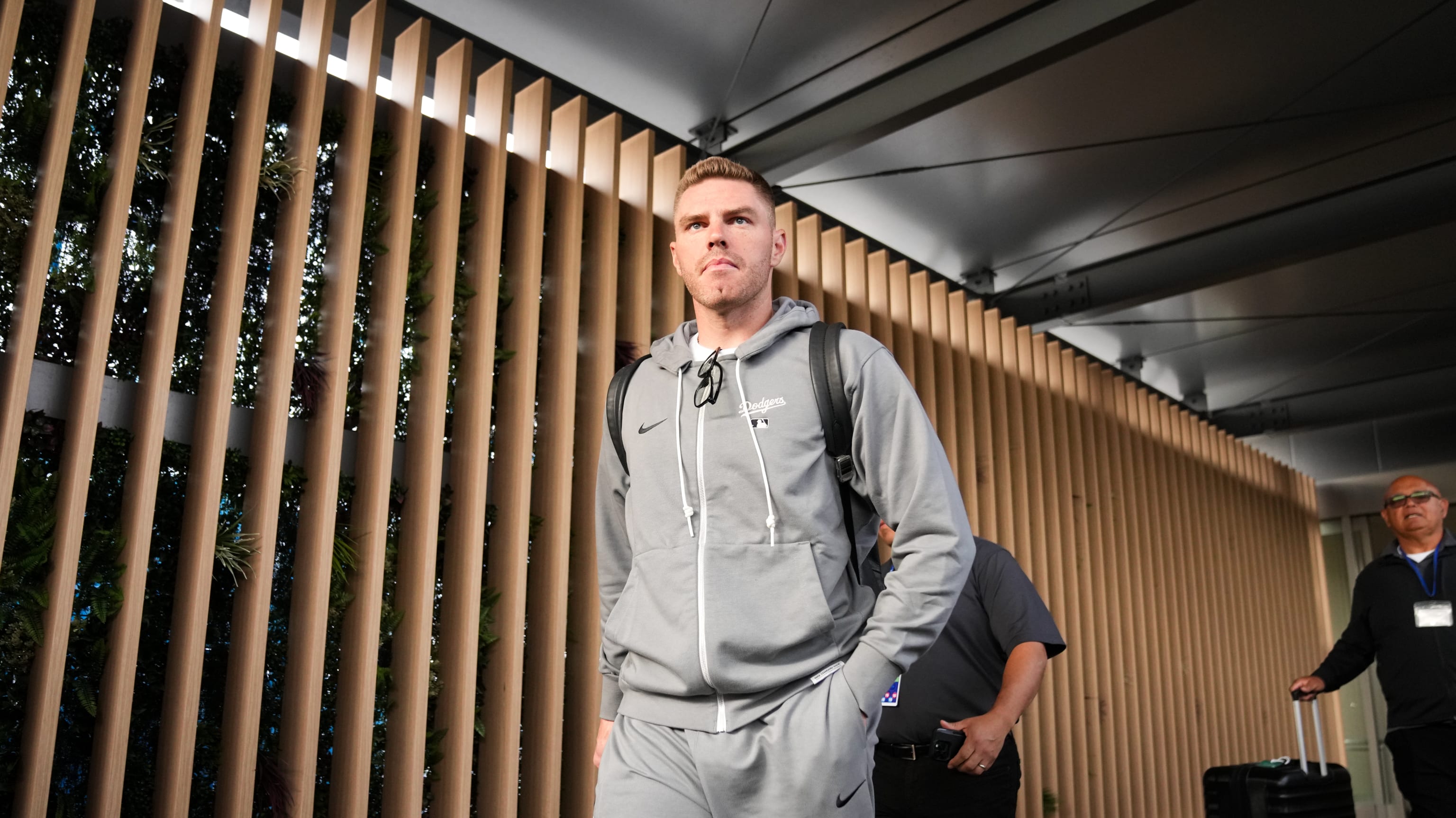 Dodgers arrive in Japan for the Tokyo Series