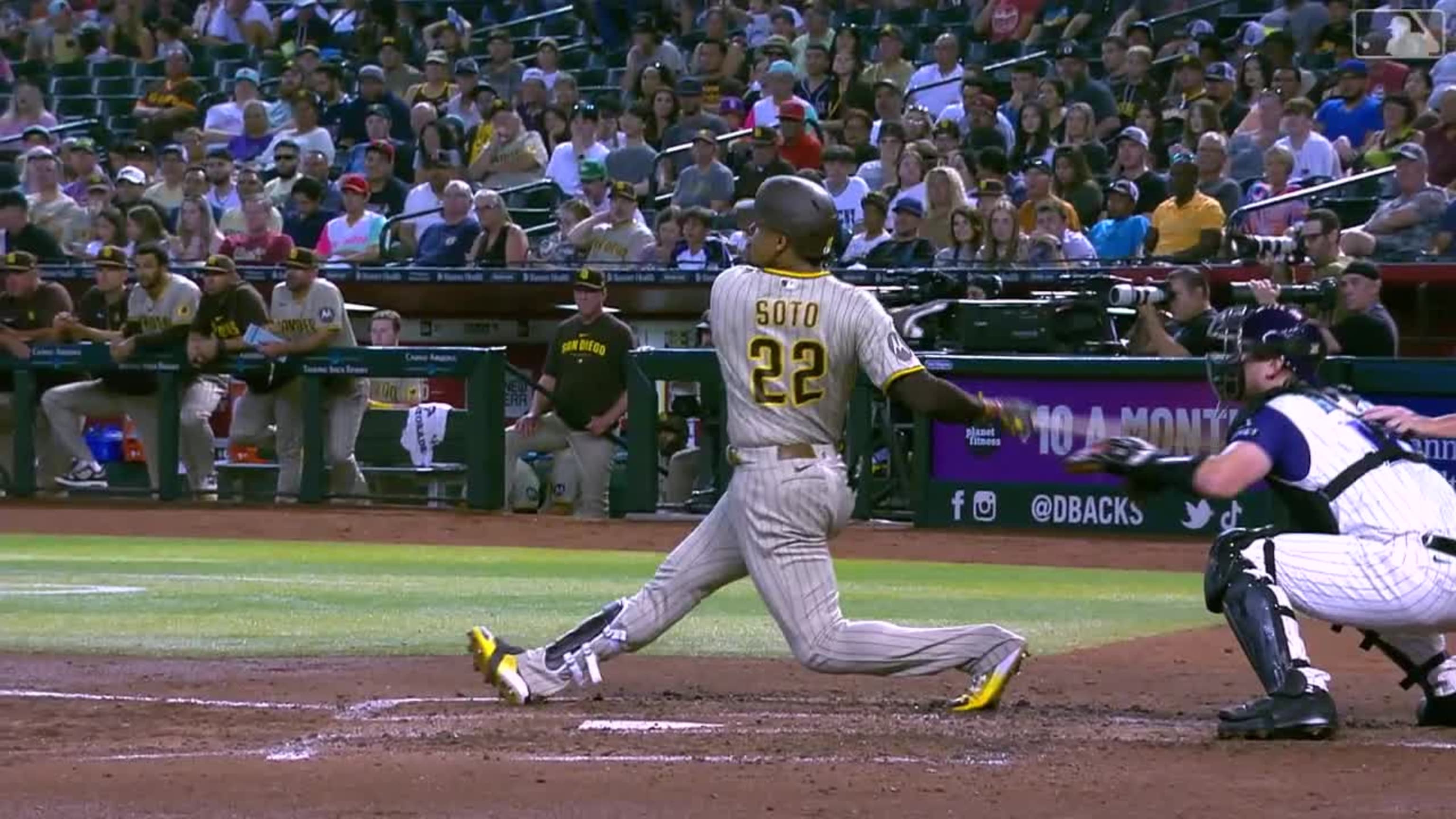 Triplete productor de Juan Soto 