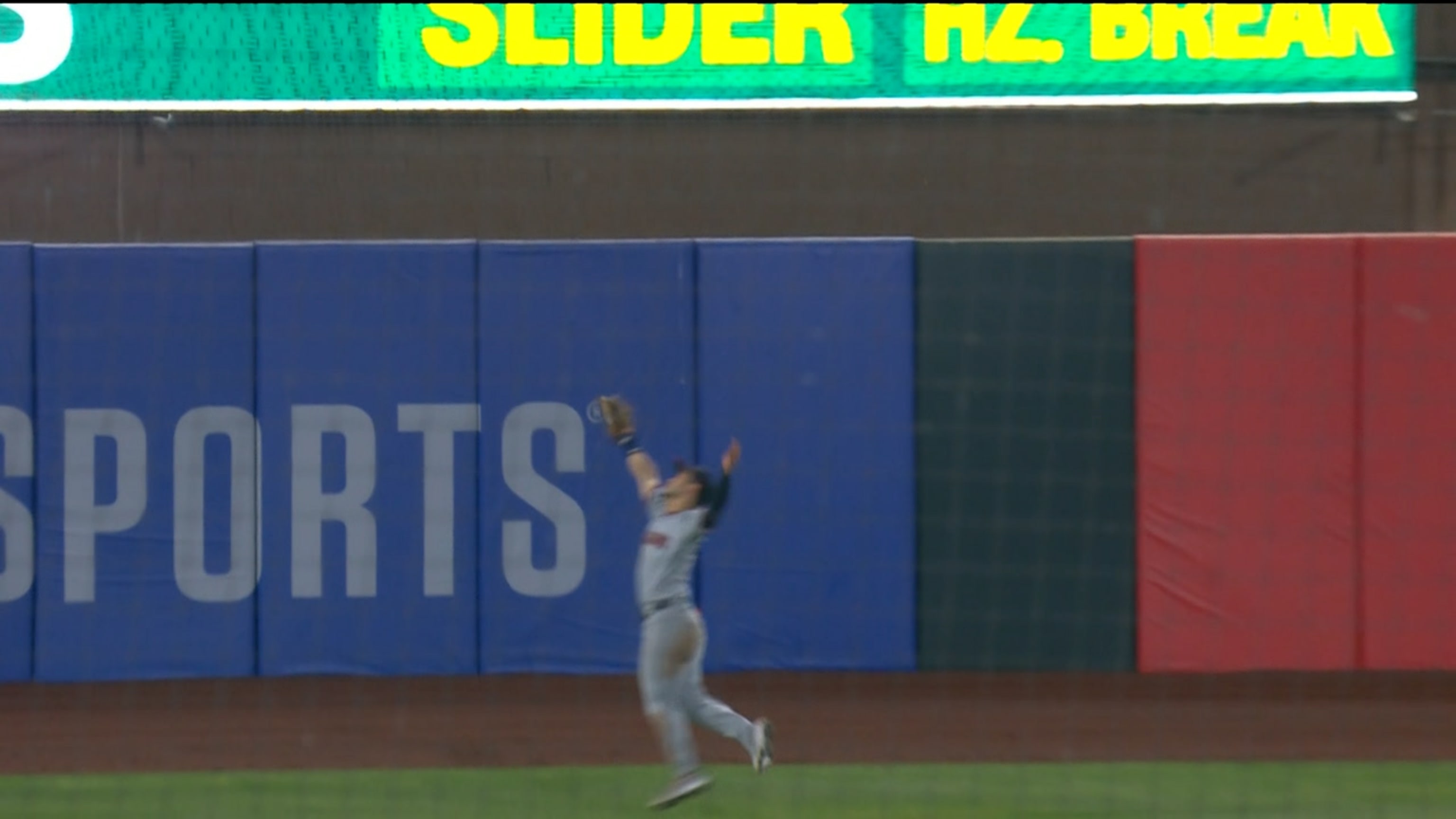 Steven Kwan's leaping catch