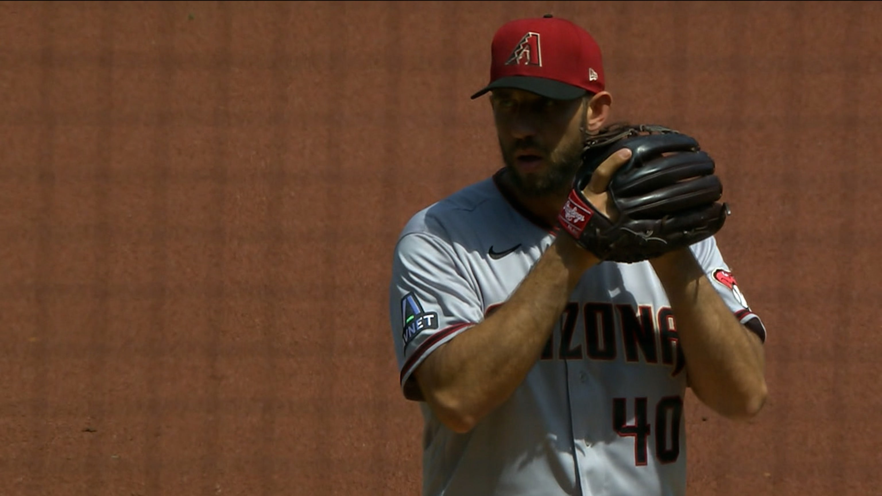 D-backs designate 4-time All-Star Bumgarner for assignment – KGET 17