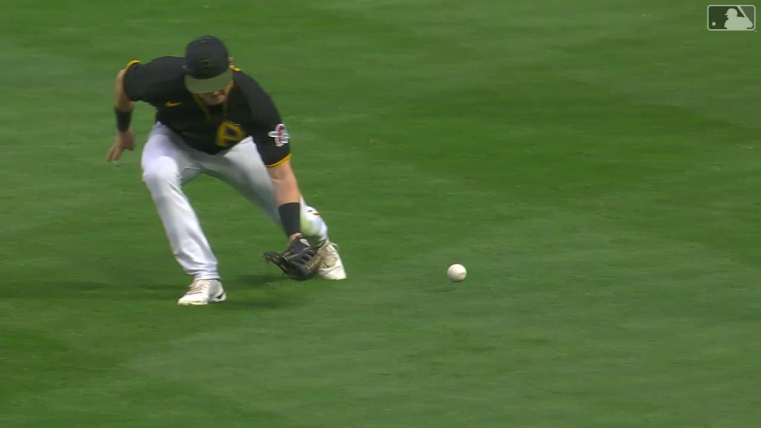 Pirates Chase Strider Early, Hold Off Braves 7-6