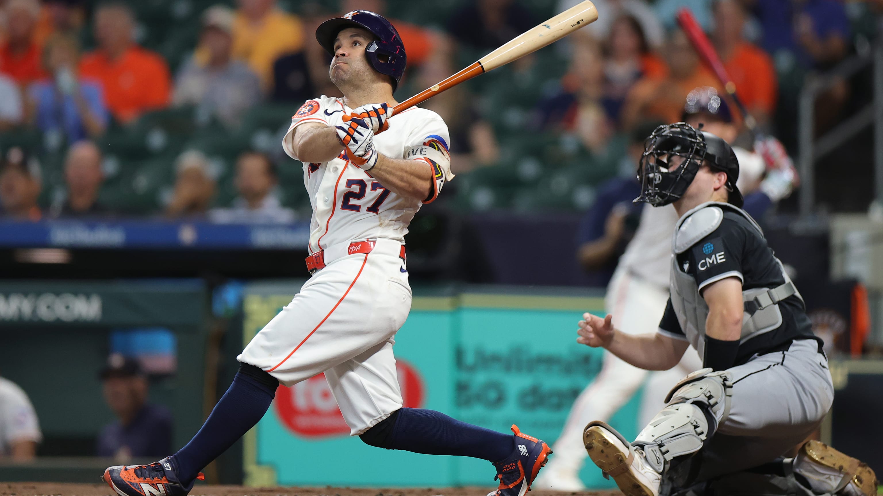 HR de dos carreras de José Altuve (15) 
