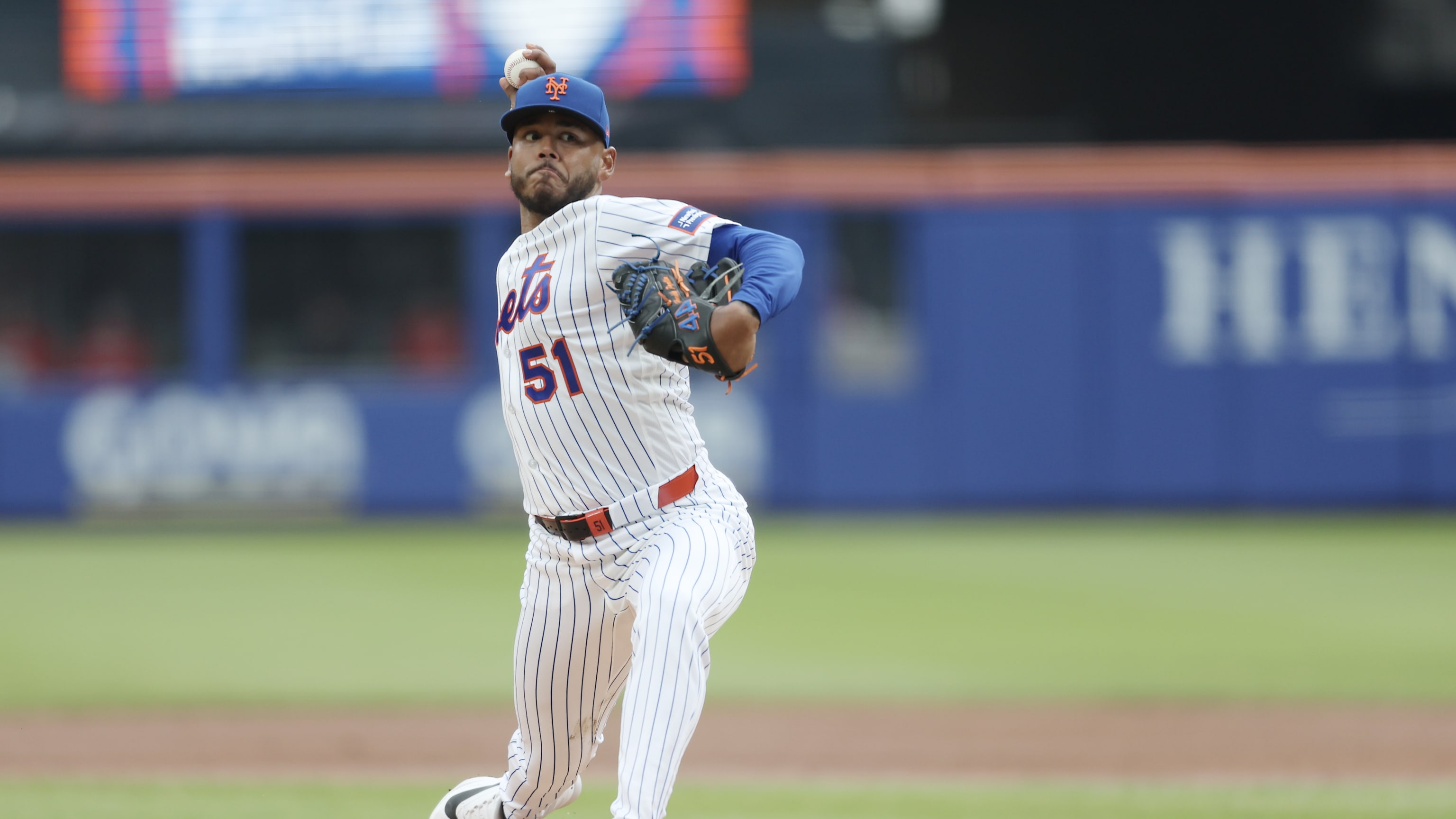 Freddy Peralta poncha a 6