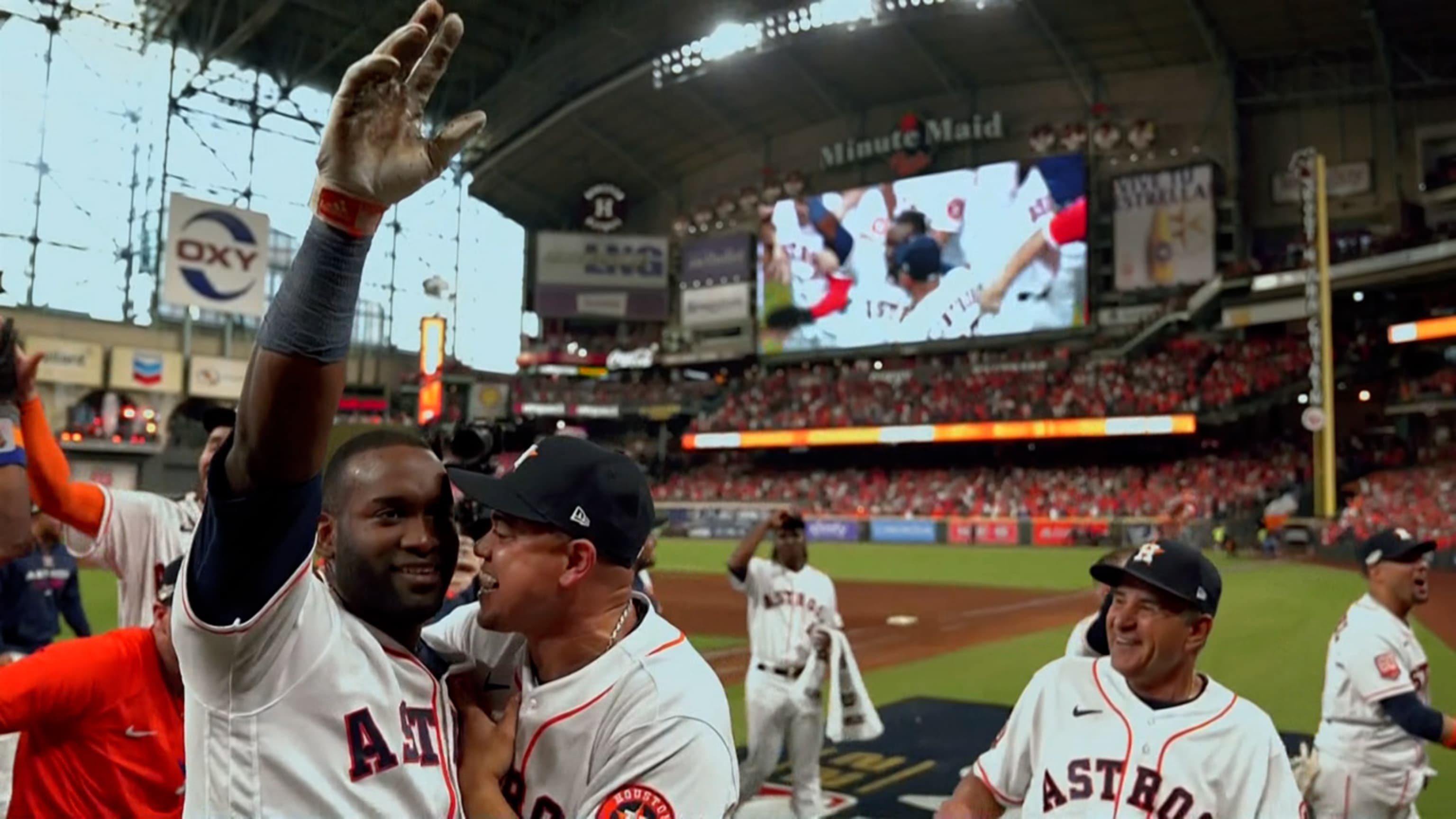 Astros fans celebrate postseason before Game 1 of ALDS