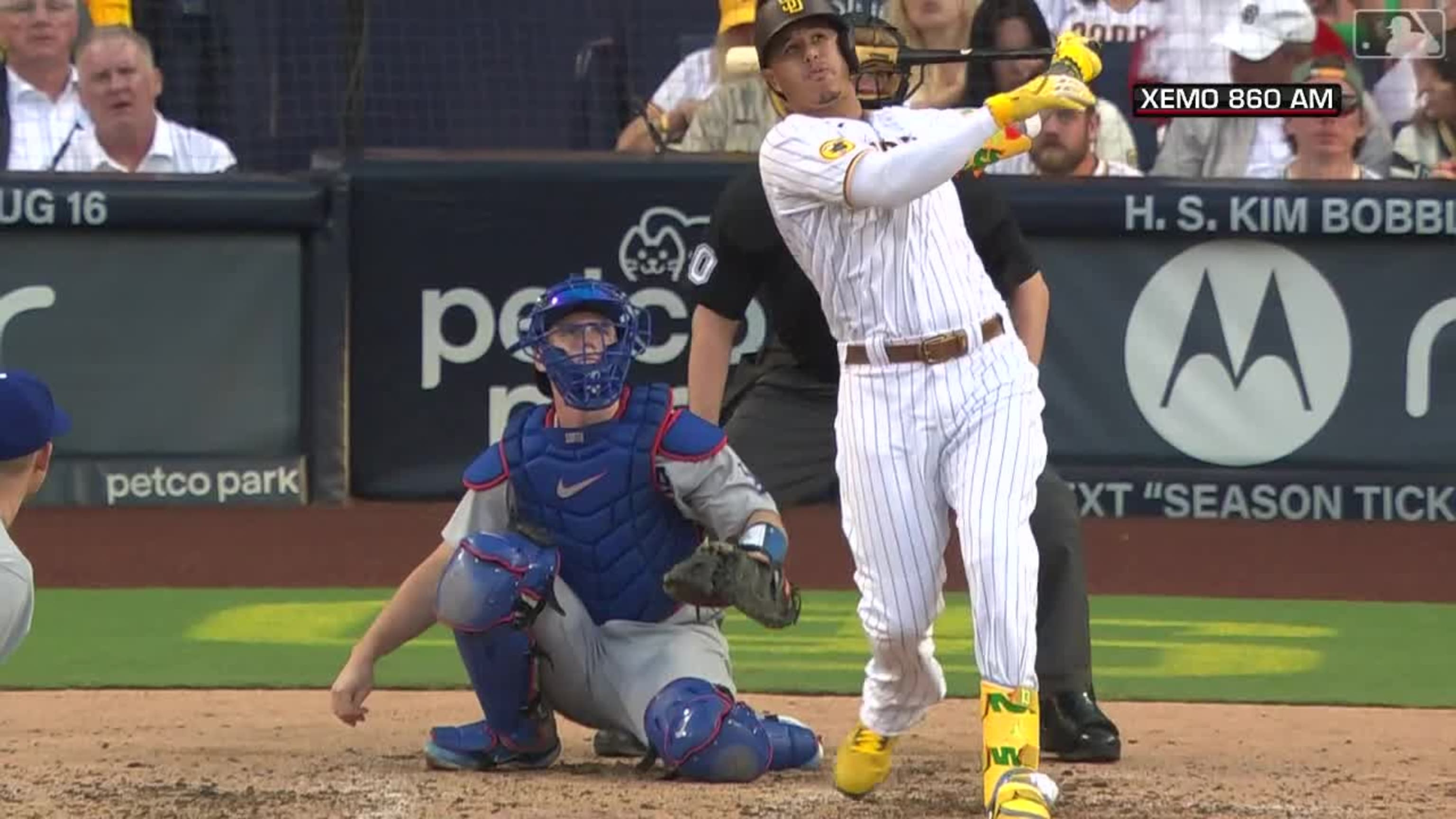 Manny Machado la bota por el LF