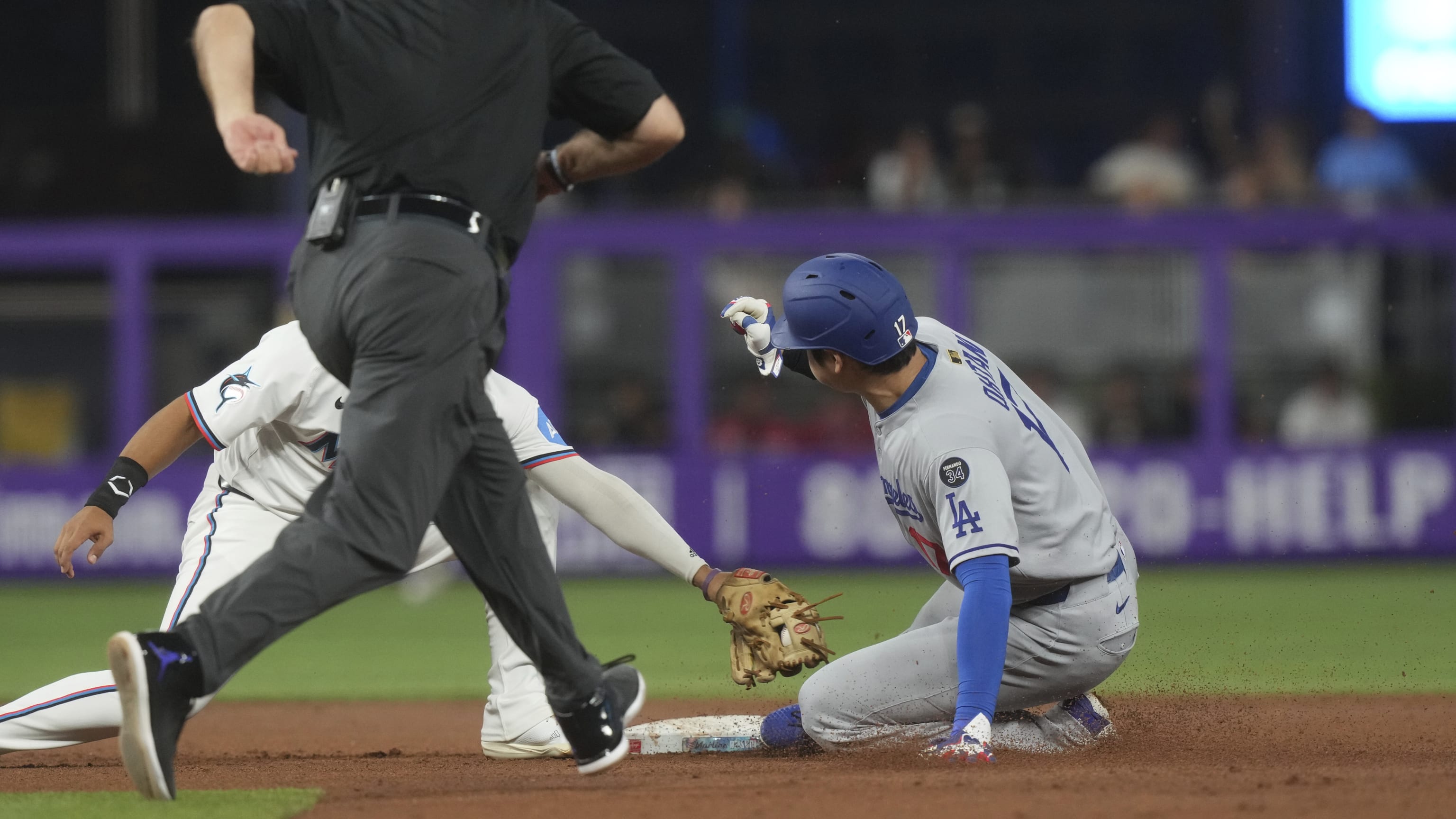 Shohei Ohtani hits MLB