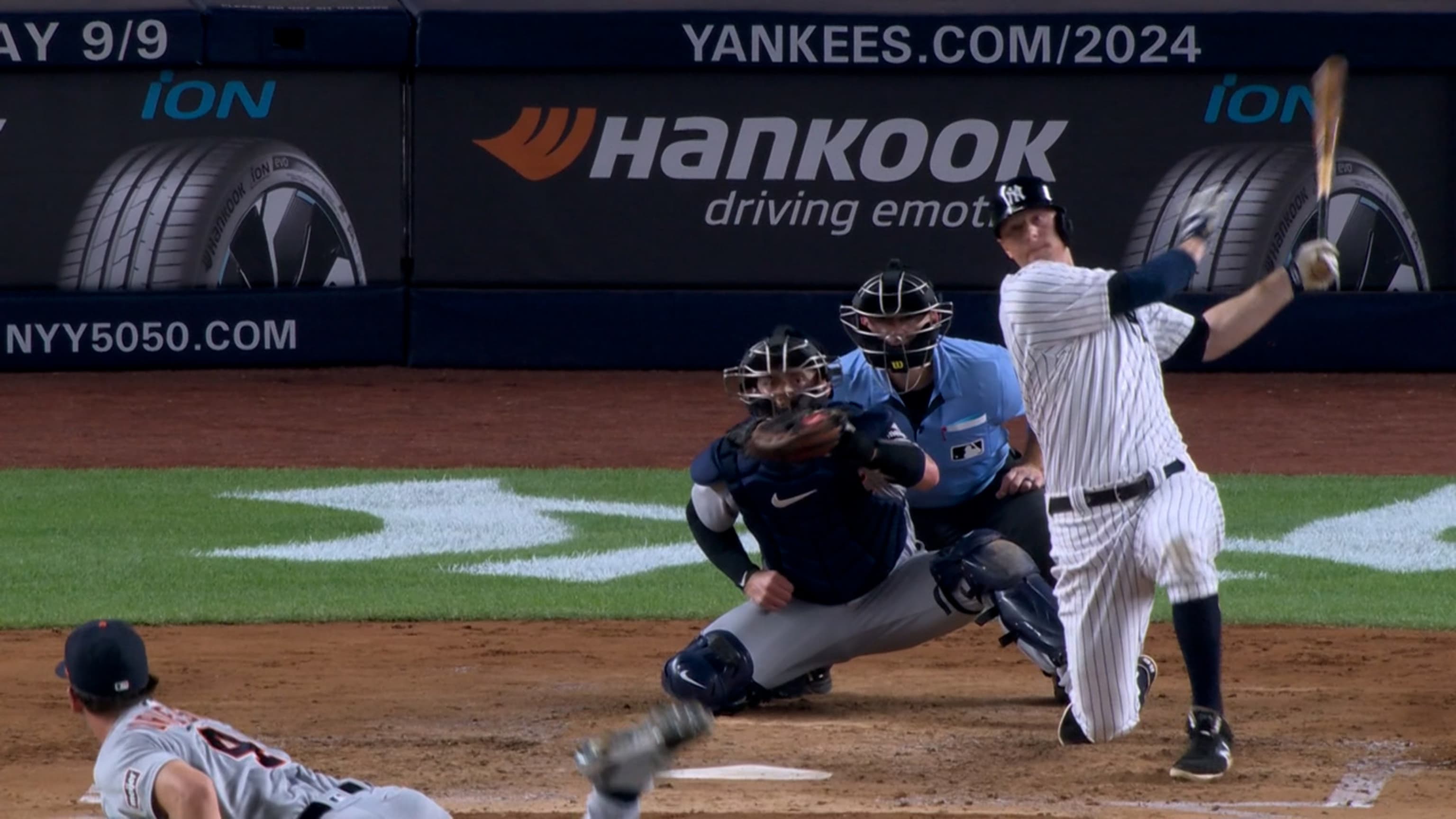 Jasson Dominguez hits first HR for Yankees at Yankee Stadium