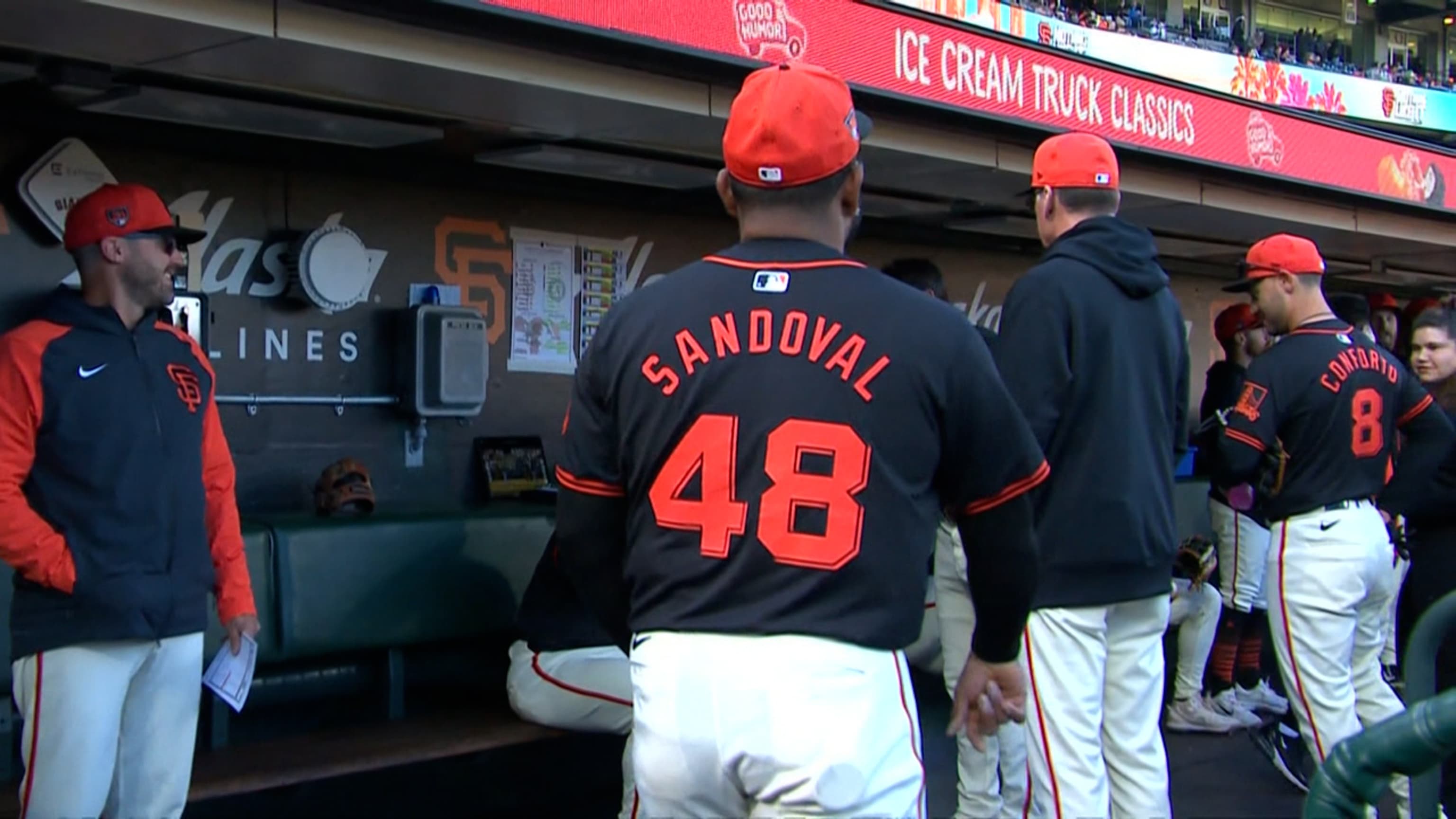 Pablo Sandoval at-bat and standing ovation 