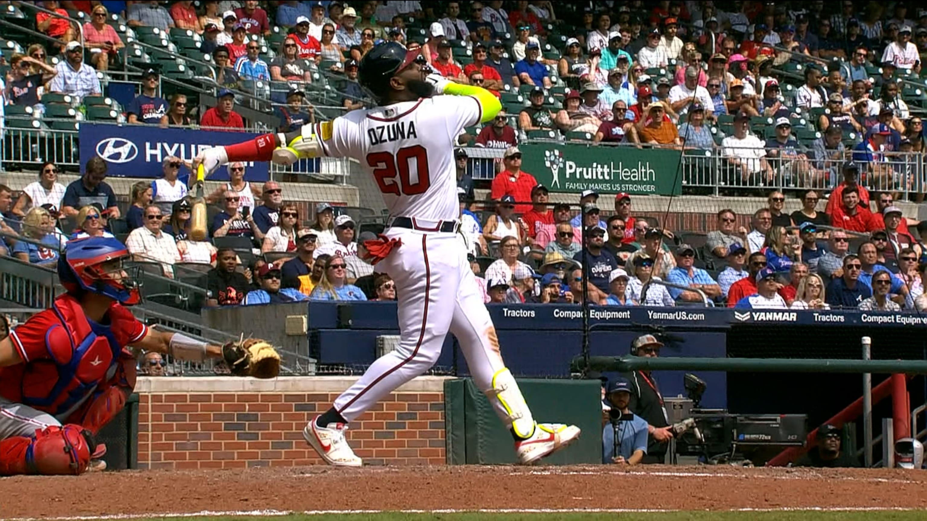 Jesse Chavez shuts down Yankees to lead A's to 3-0 win