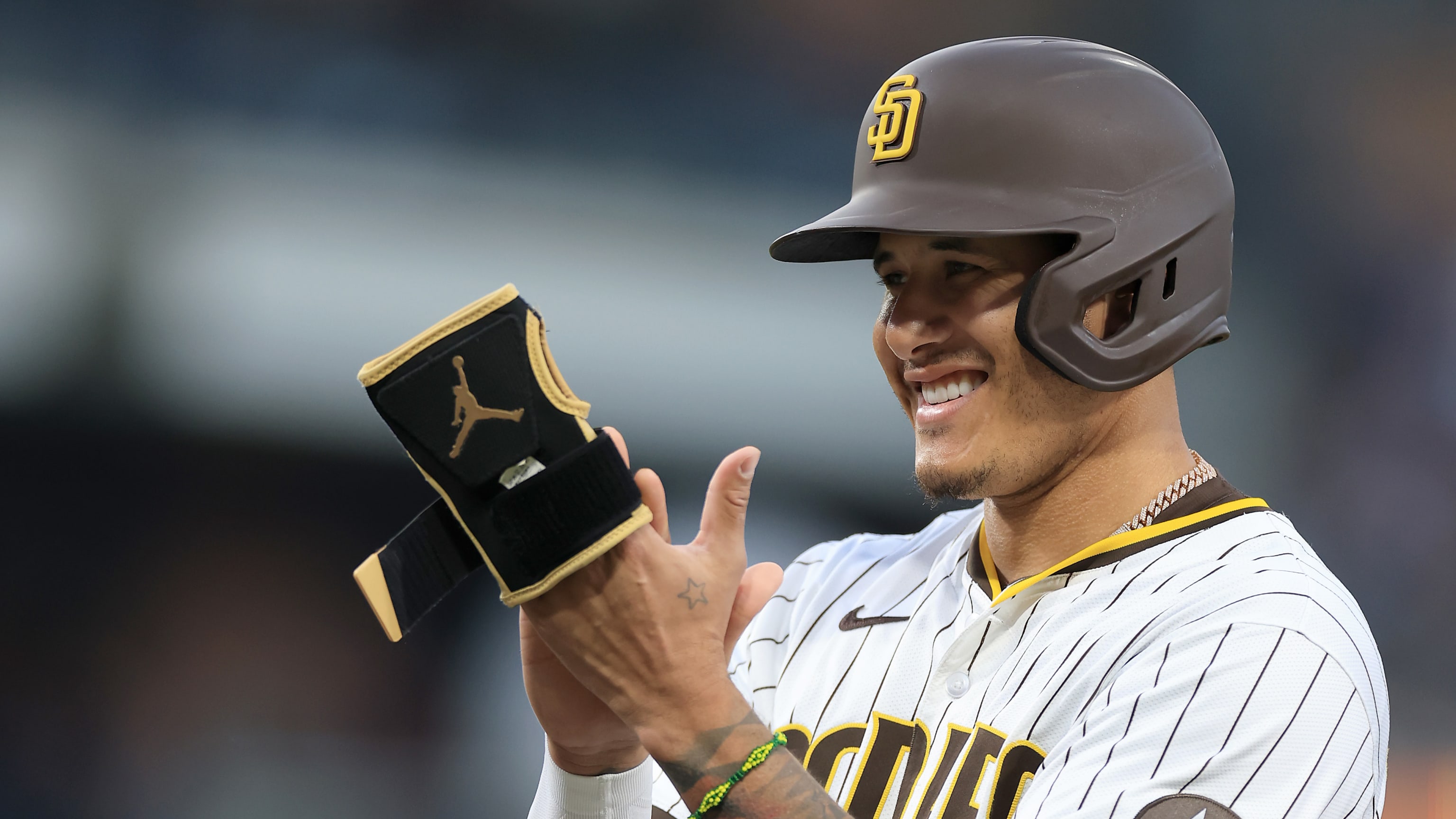 Manny Machado's historic night at the plate