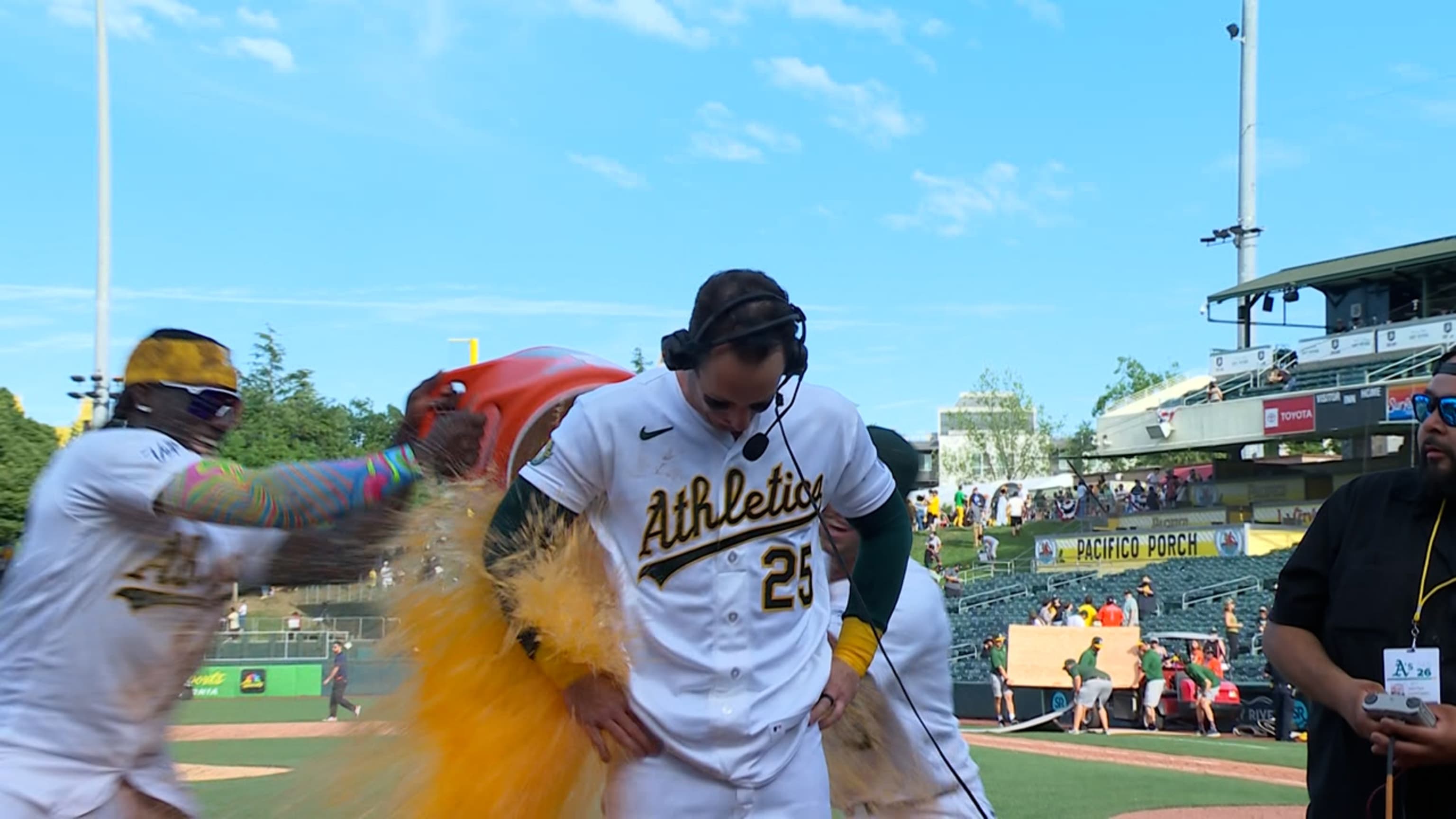 Brent Rooker hits walk-off homer for Athletics in 6-RBI game