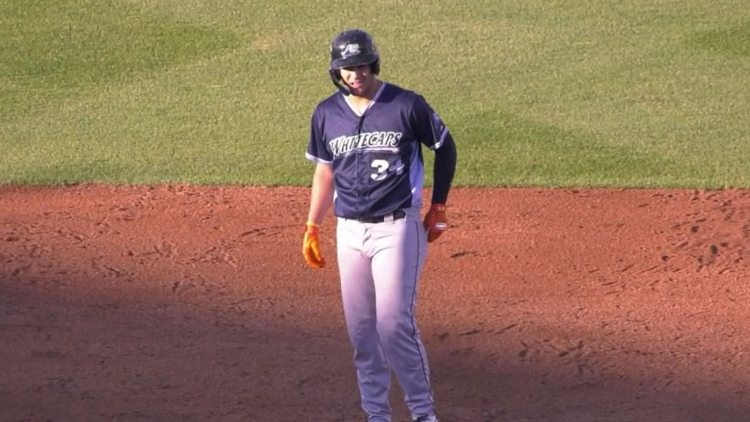 Josue Briceño drives in five in offensive outburst