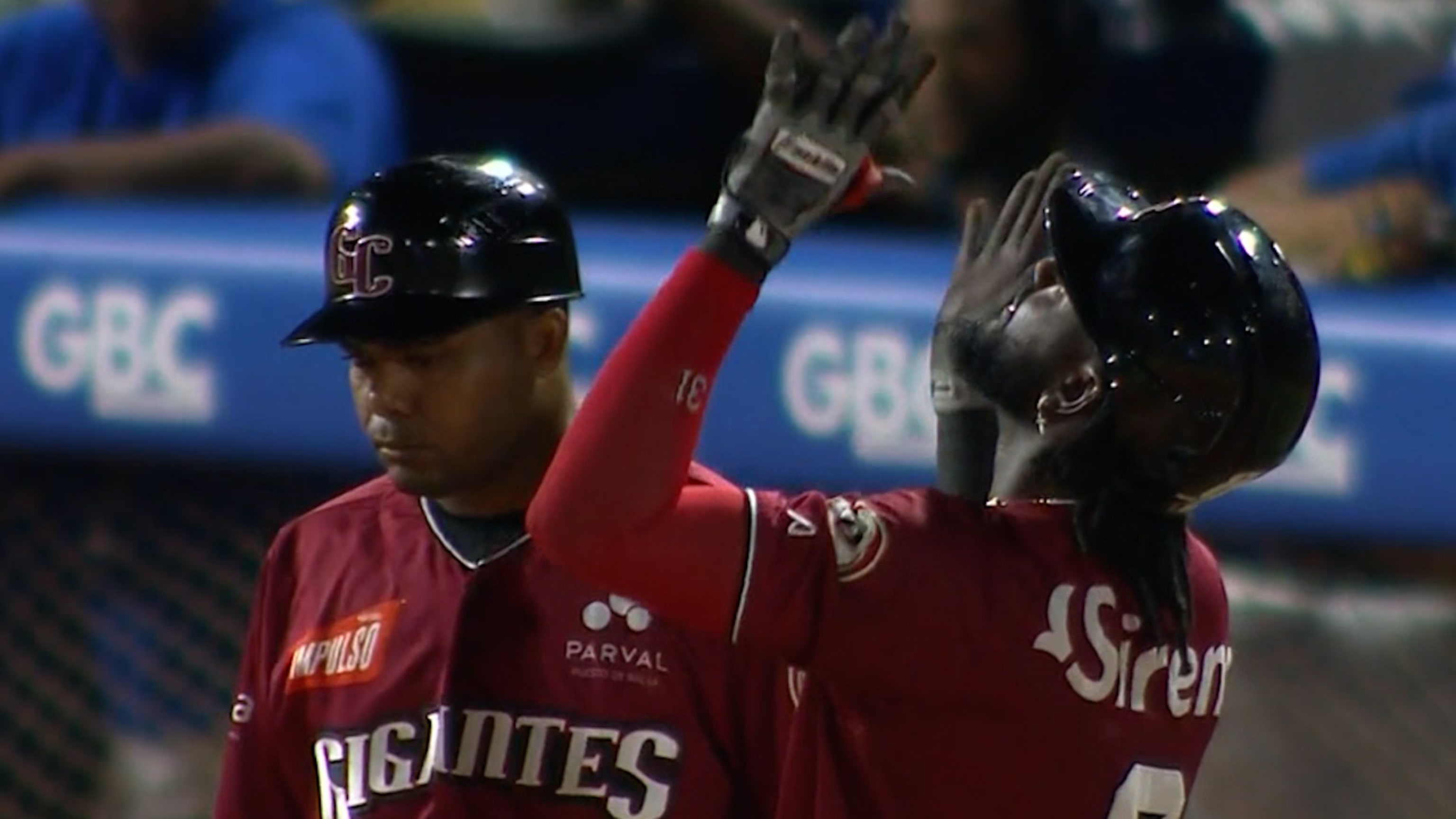 Hernandez's bases-loaded triple