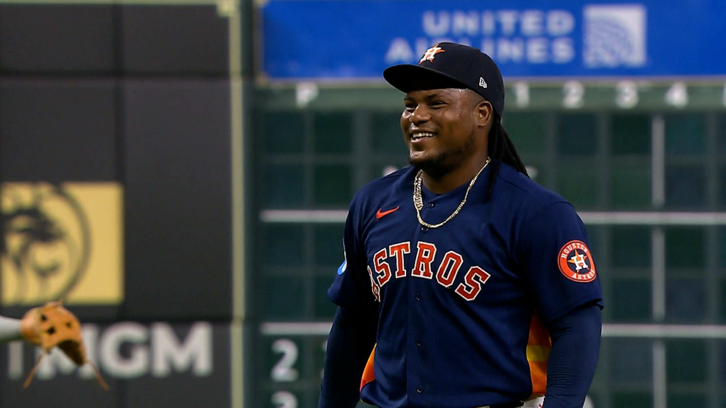 Valdez completa el juego sin hits