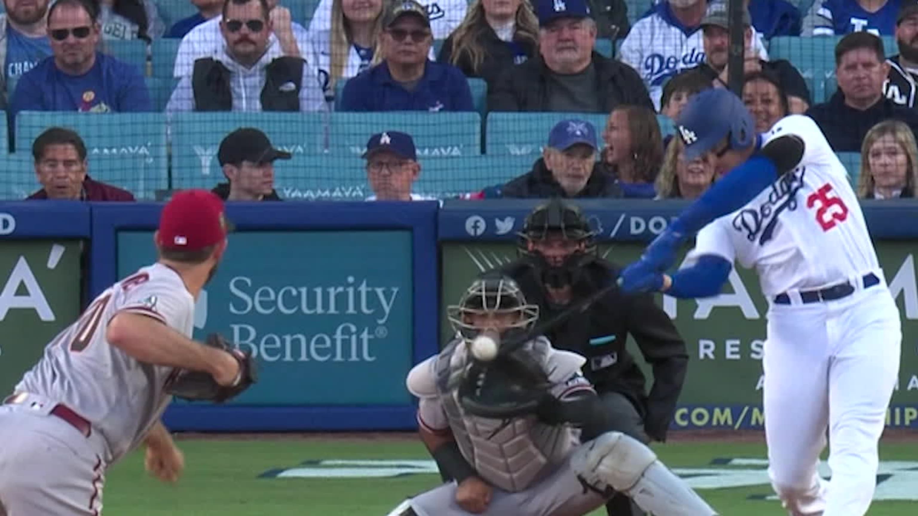Dodgers' Trayce Thompson reacts to bonkers 3-HR game