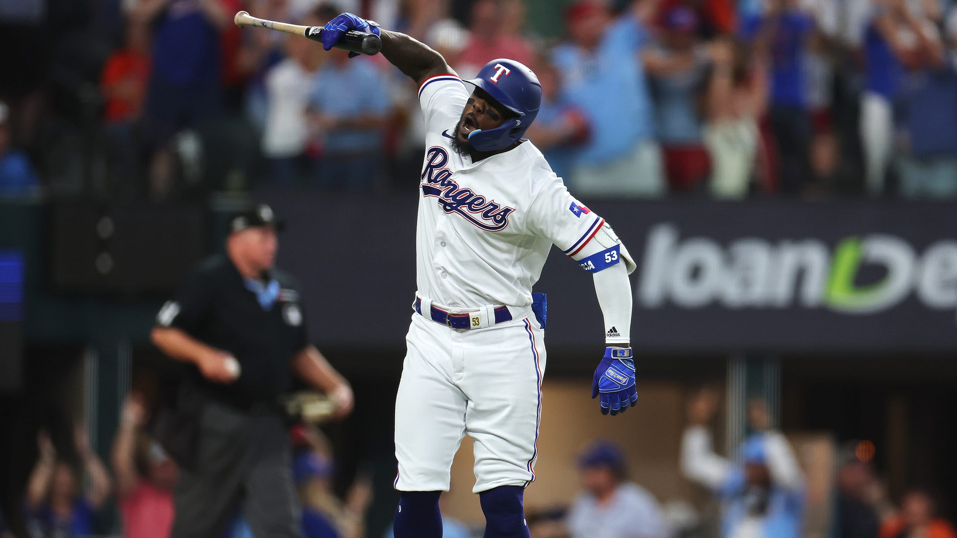 Rangers-Astros Game 5  Altuve's 9th inning homer breaks Texas