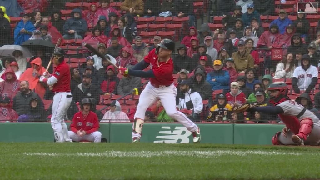 Alex Verdugo's 2-run single