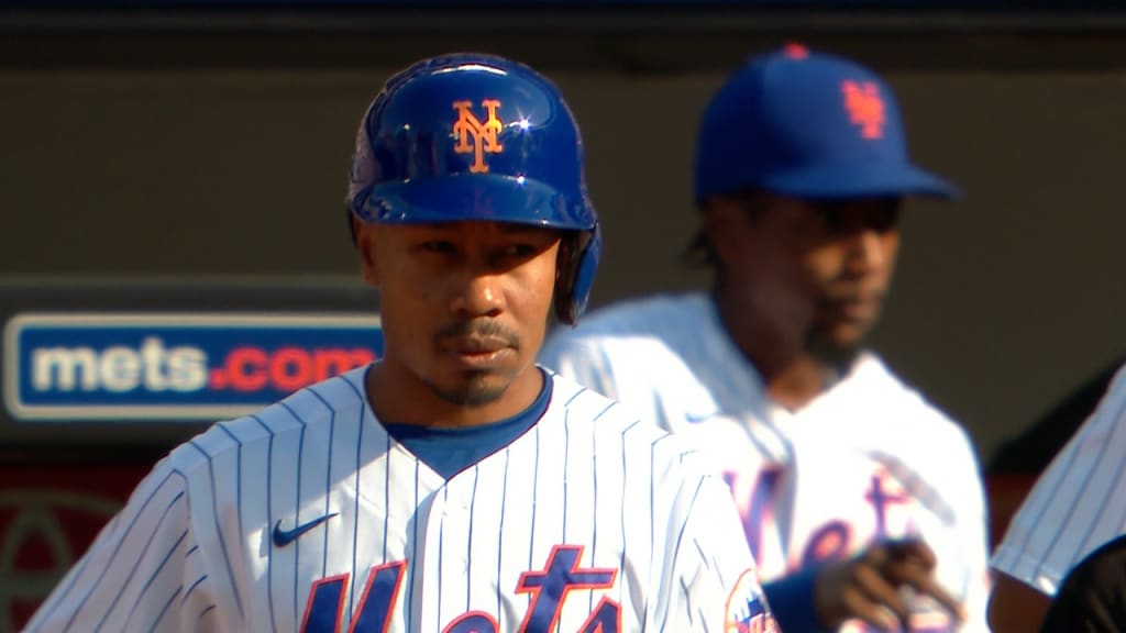 Terrance Gore steals second base, 09/18/2022