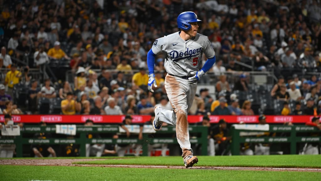 ドジャースの36歳、フレディ・フリーマン、現役唯一の通算2500安打達成
