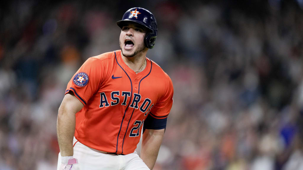 Yainer Diaz homers (7) on a fly ball to right field. | 05/30/2025 | Houston  Astros