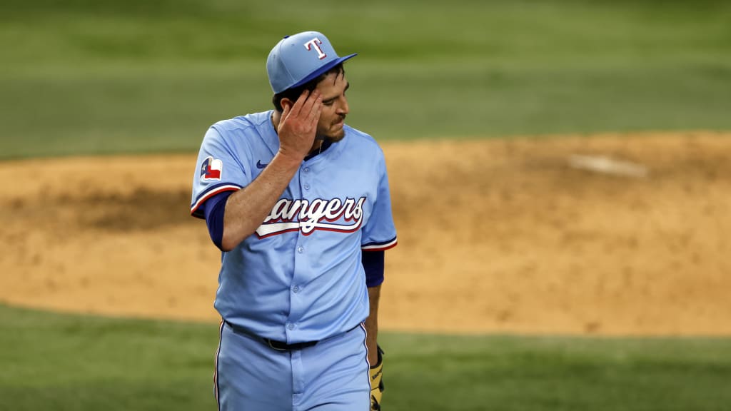 Luke Jackson escapes trouble in the 9th