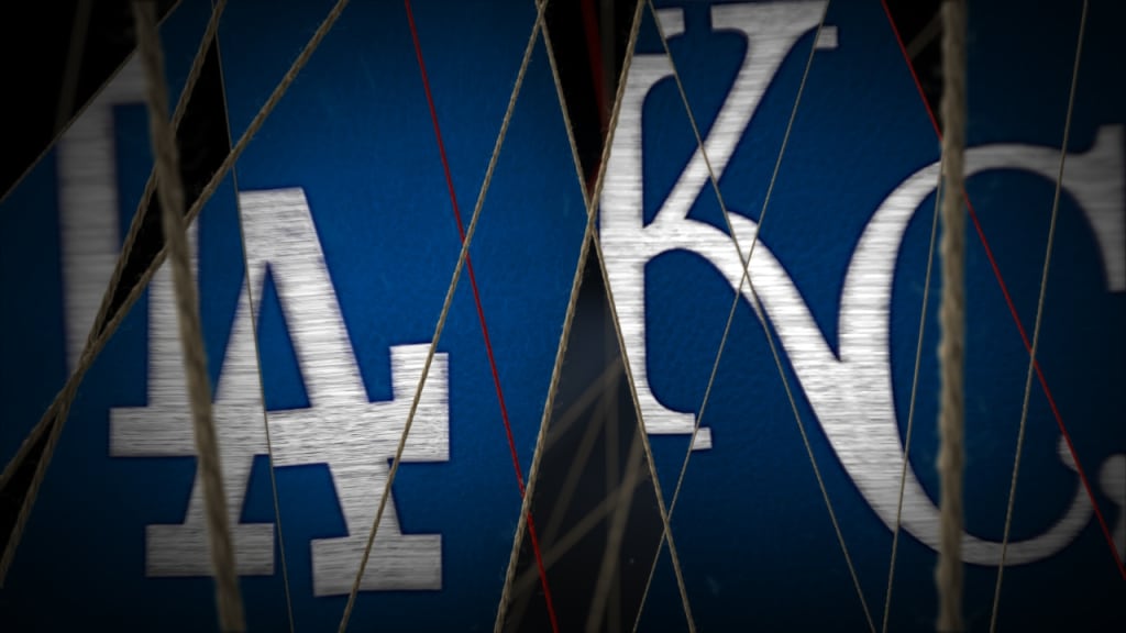 MLB - アストロズ  アルバレス 2022年実使用 vsロイヤルズ ファール アストロズ アルバレス 2022年実使用 vsロイヤルズ ファール