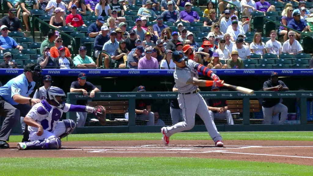 Javier Baez's dramatic walk-off hit delivers Detroit Tigers 5-4 win over  Chicago White Sox on Opening Day - ESPN