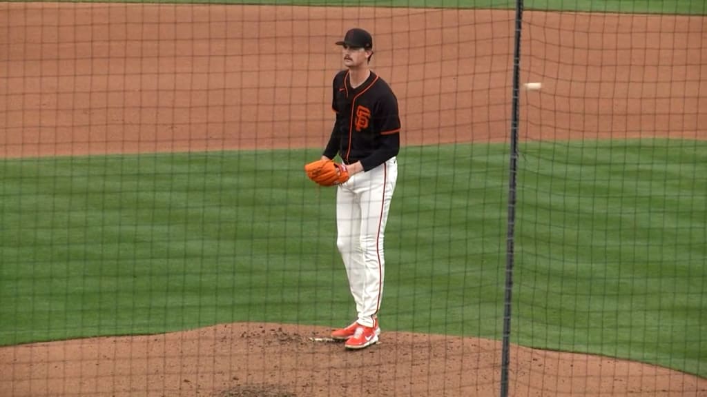 Giants win 7-6 vs. Reds