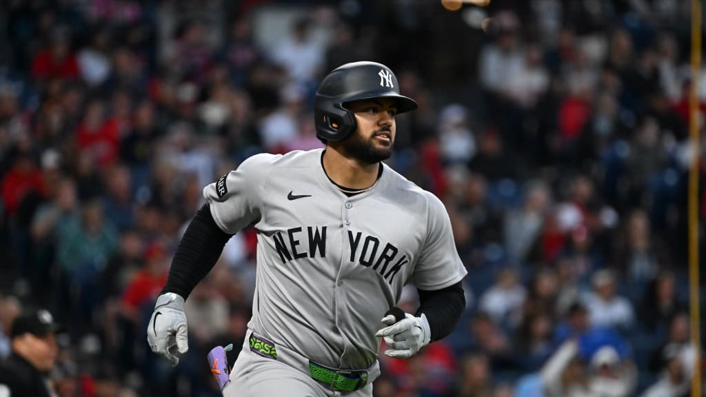 Jasson Domínguez conecta grand slam