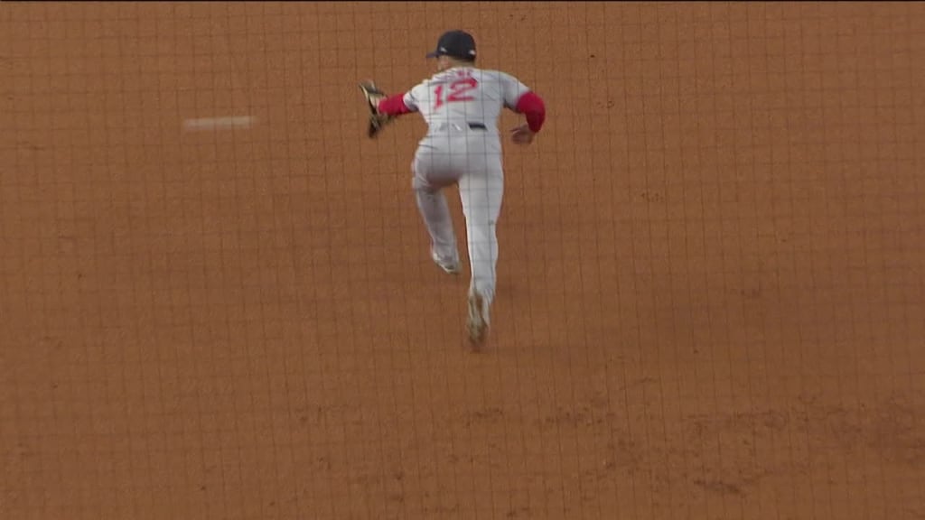 Connor Wong's diving play