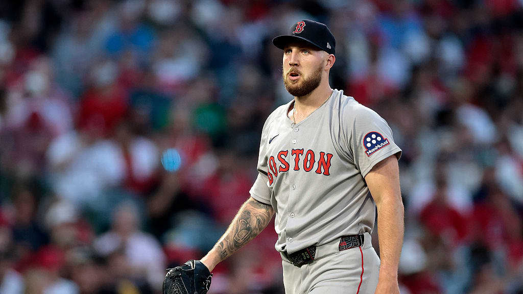 Garrett Crochet K's 10 over seven scoreless innings