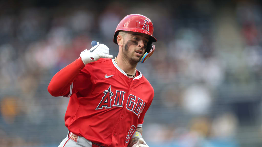 Zach Neto's leadoff home run (6)